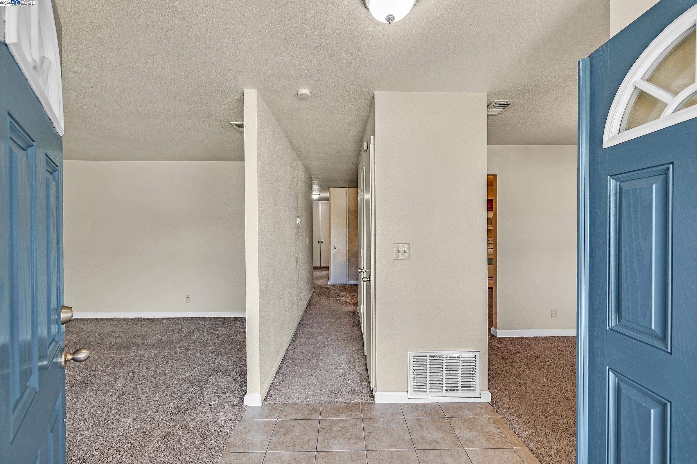 Detail Gallery Image 13 of 35 For 1227 Aster Ln, Livermore,  CA 94551 - 3 Beds | 2 Baths