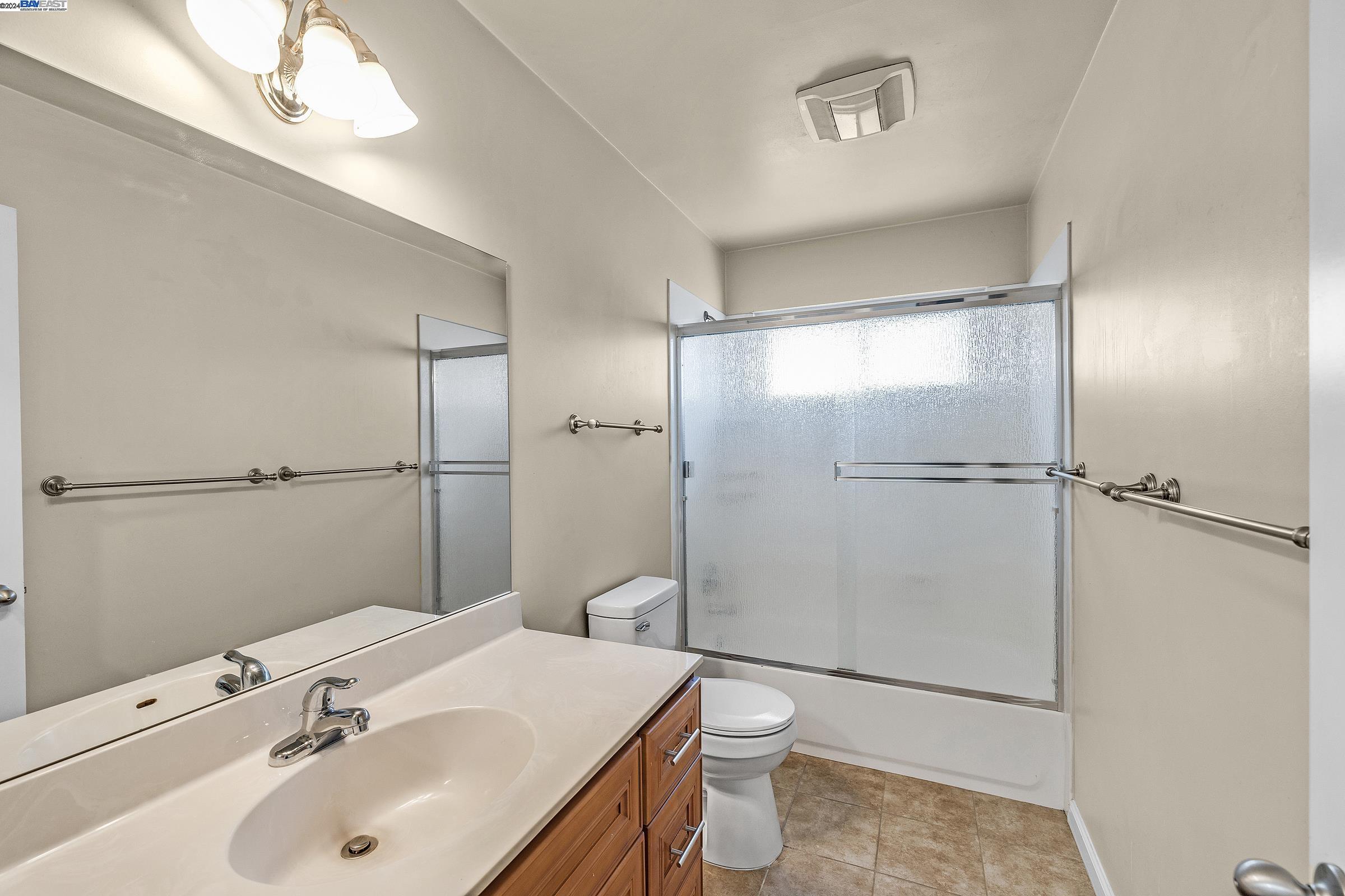 Detail Gallery Image 27 of 35 For 1227 Aster Ln, Livermore,  CA 94551 - 3 Beds | 2 Baths