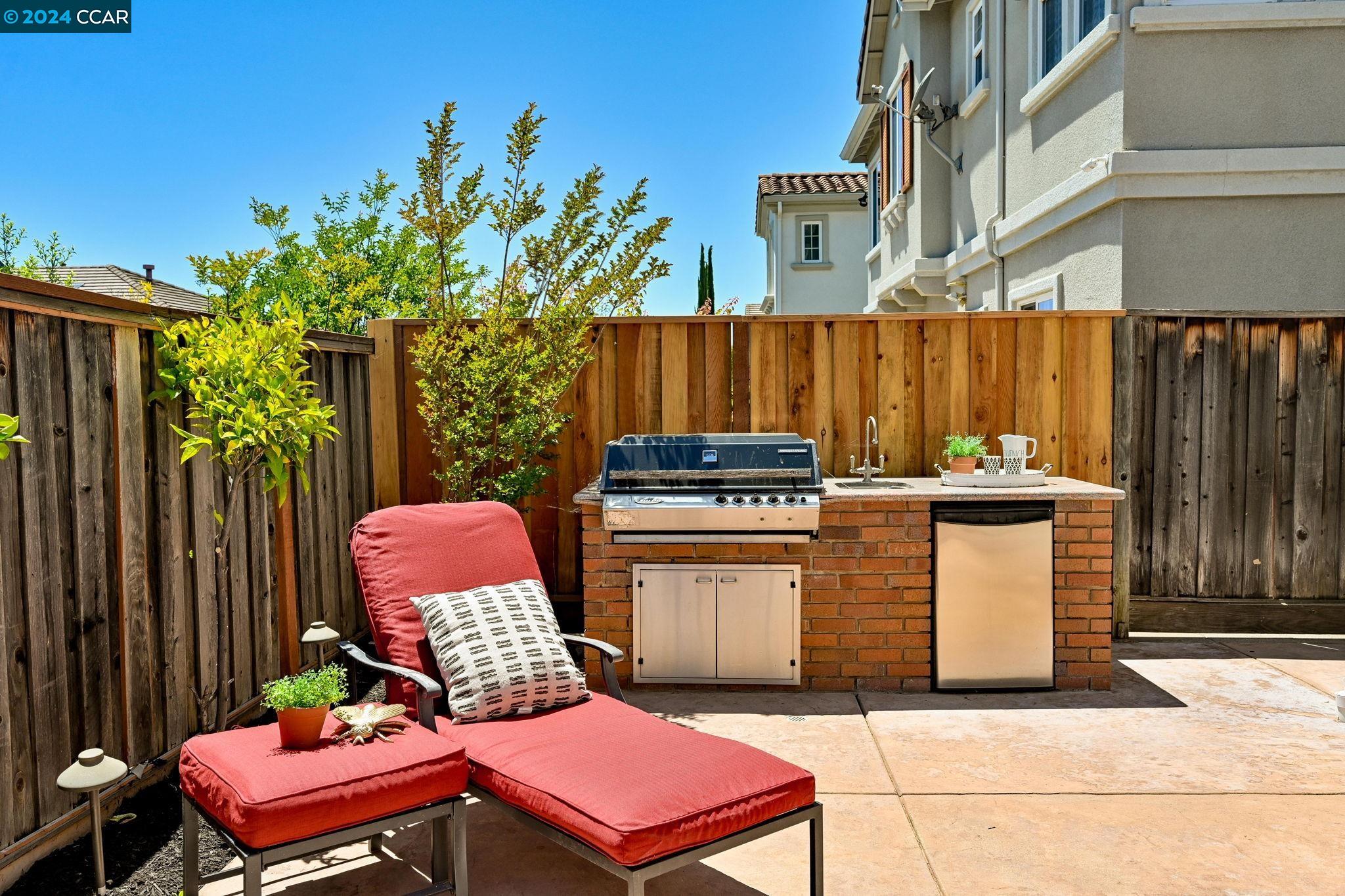 Detail Gallery Image 38 of 48 For 2862 Southwind Ln, Dublin,  CA 94568 - 4 Beds | 3/1 Baths