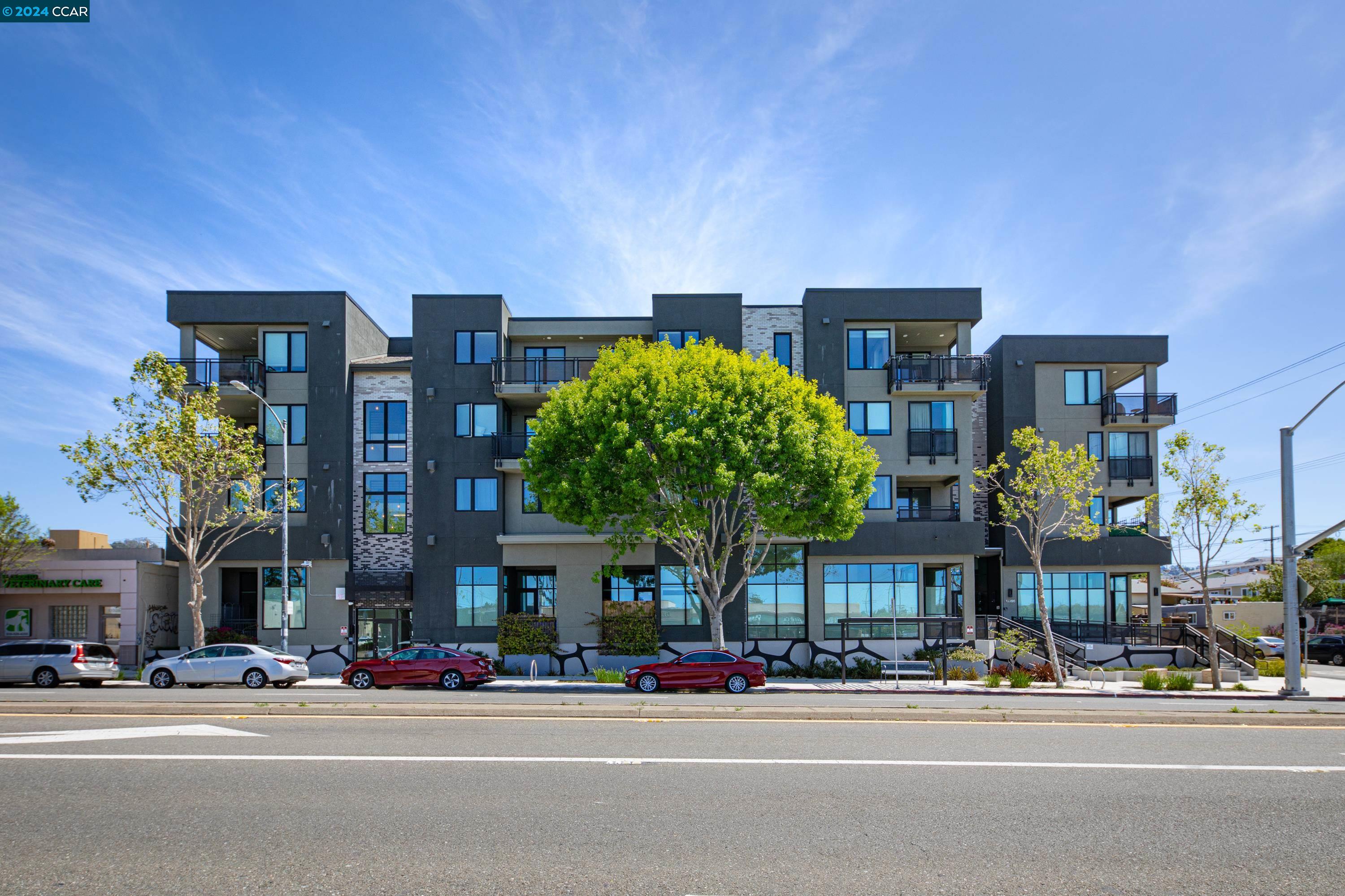 Detail Gallery Image 1 of 26 For 10300 San Pablo Ave #403,  El Cerrito,  CA 94530 - 2 Beds | 2 Baths