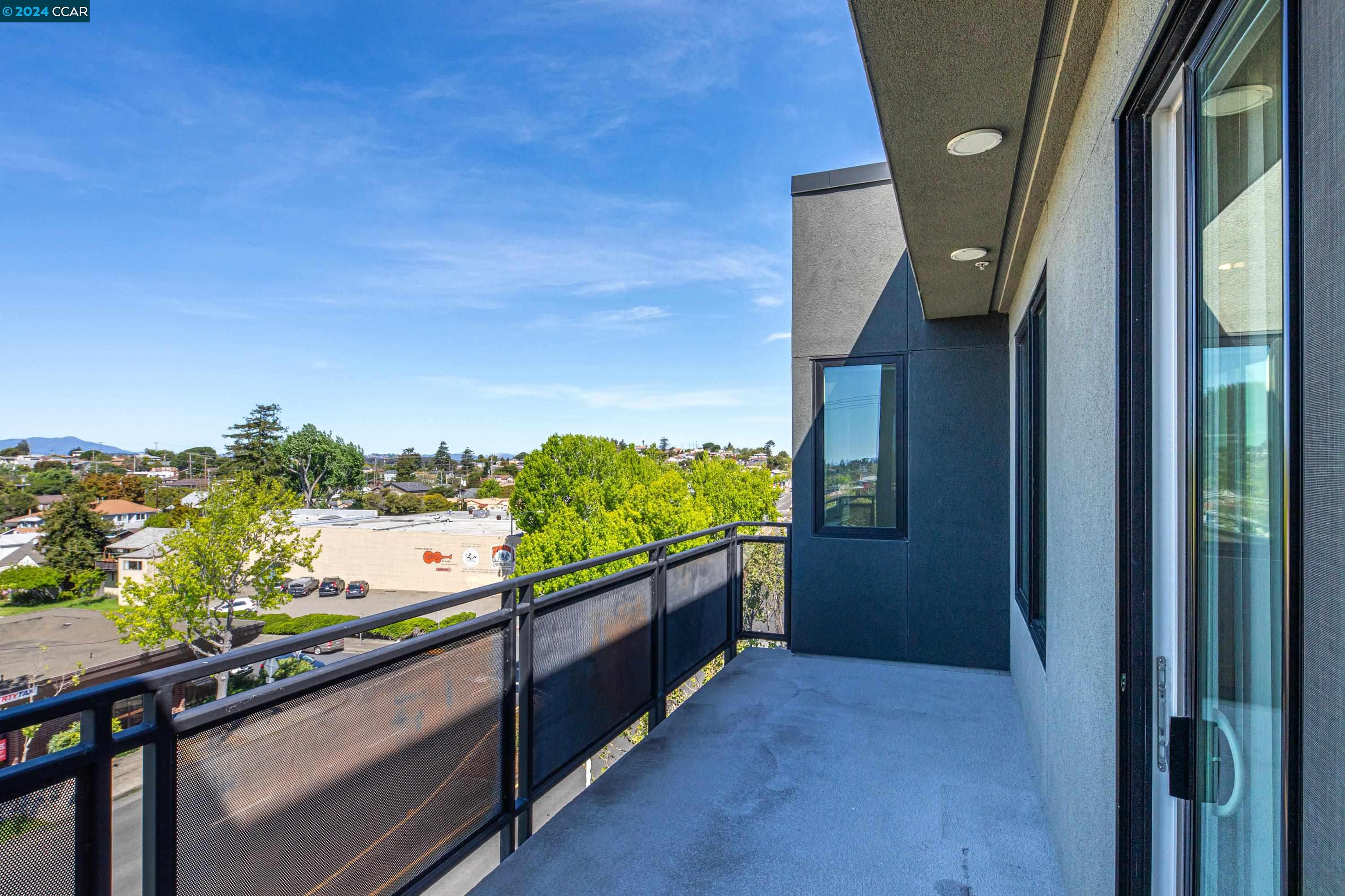 Detail Gallery Image 24 of 26 For 10300 San Pablo Ave #403,  El Cerrito,  CA 94530 - 2 Beds | 2 Baths