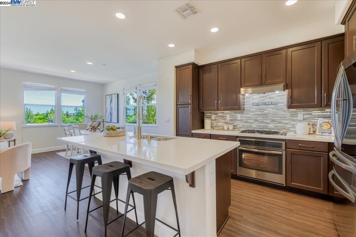 Detail Gallery Image 3 of 45 For 225 Ryan Ter, San Ramon,  CA 94583 - 4 Beds | 3/1 Baths