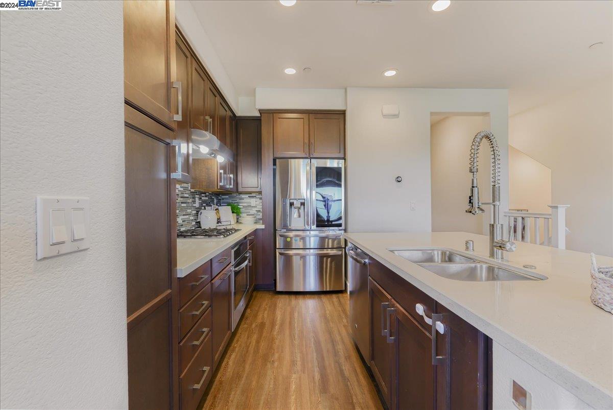 Detail Gallery Image 23 of 45 For 225 Ryan Ter, San Ramon,  CA 94583 - 4 Beds | 3/1 Baths