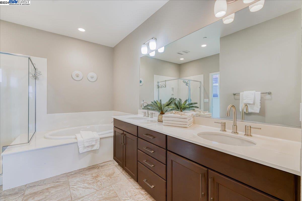 Detail Gallery Image 9 of 45 For 225 Ryan Ter, San Ramon,  CA 94583 - 4 Beds | 3/1 Baths