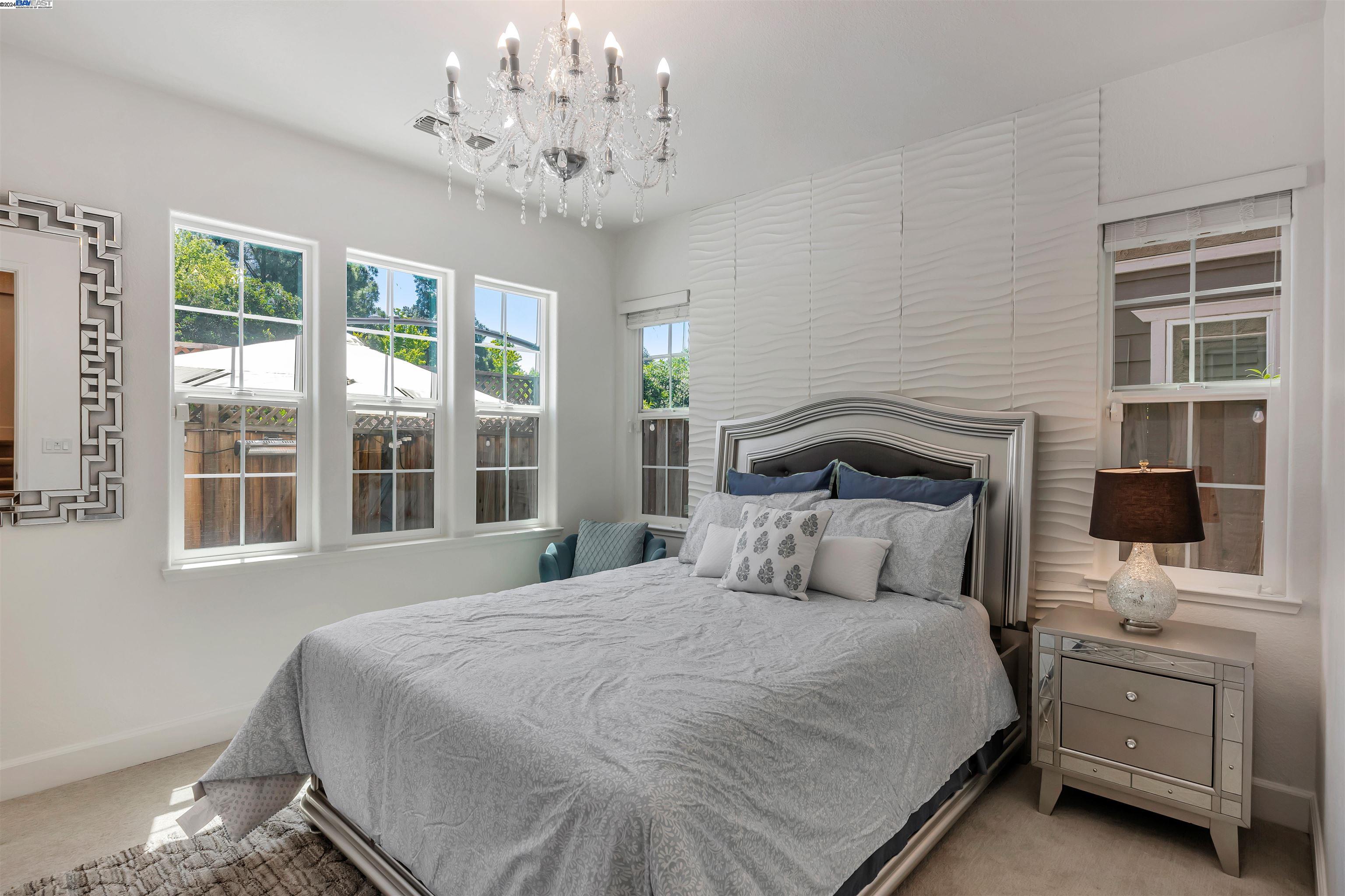 Detail Gallery Image 8 of 52 For 3836 Fiano Cmn, Fremont,  CA 94555 - 4 Beds | 4 Baths