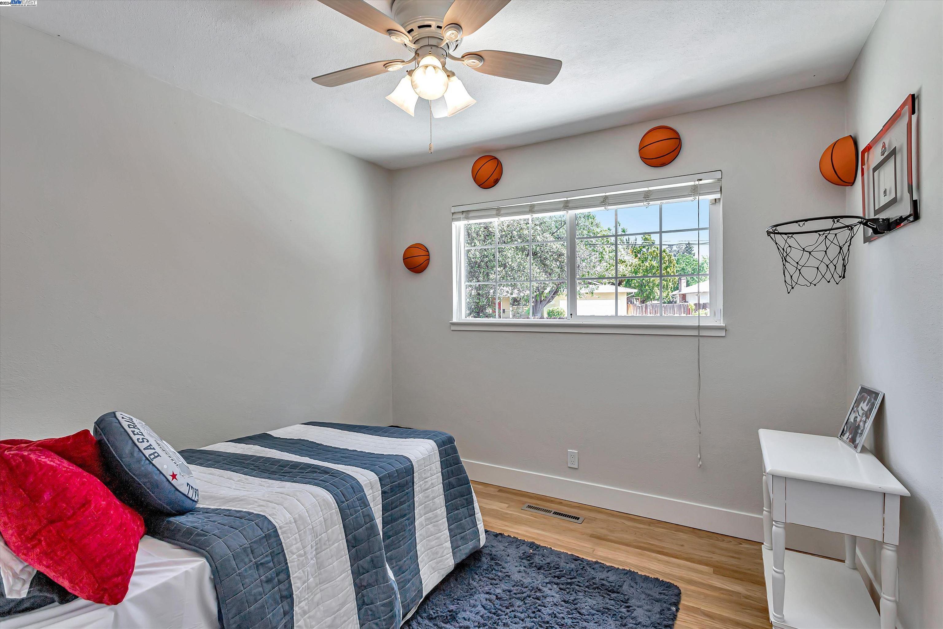 Detail Gallery Image 20 of 33 For 150 Titania Ct, Walnut Creek,  CA 94597 - 3 Beds | 2 Baths