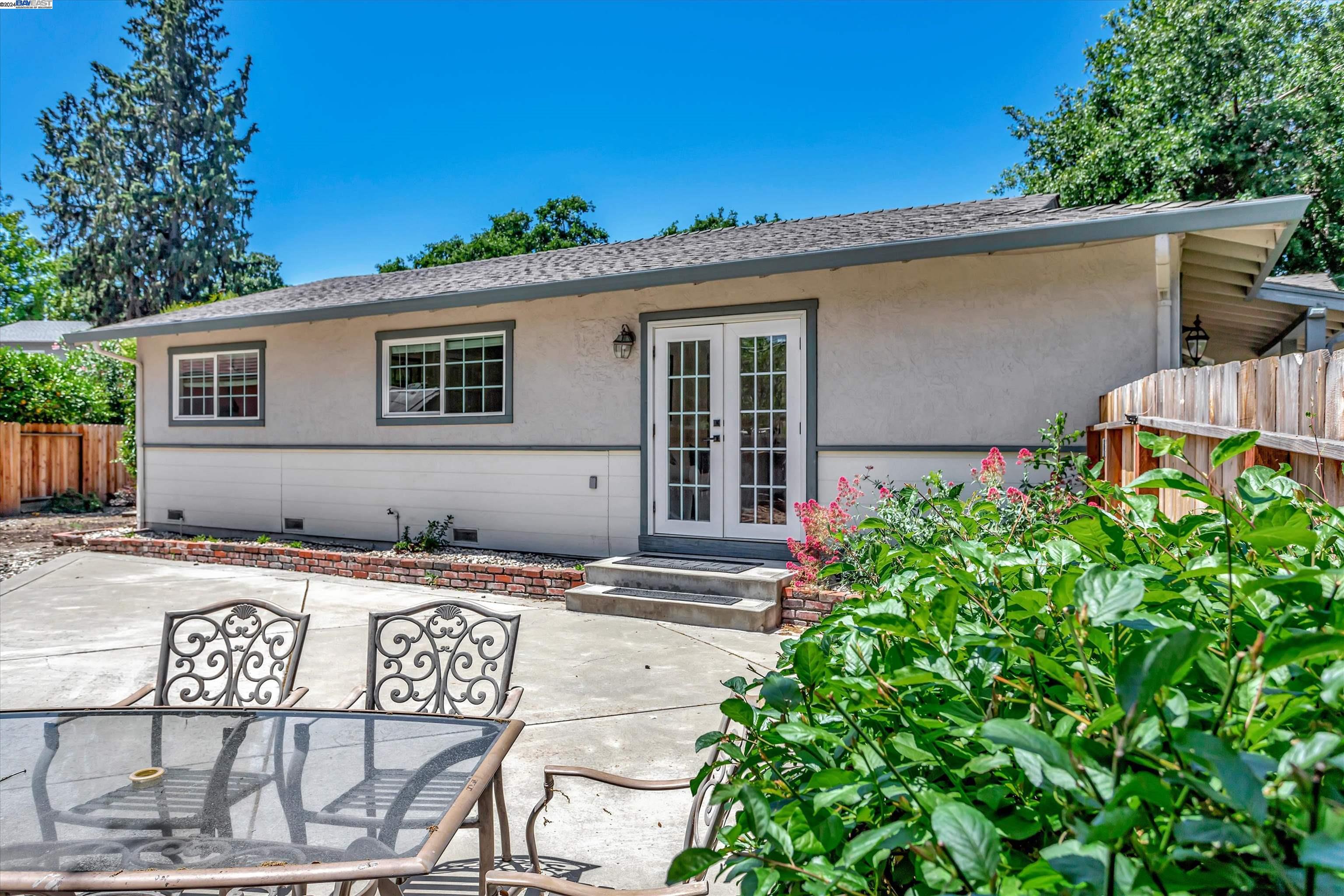 Detail Gallery Image 28 of 33 For 150 Titania Ct, Walnut Creek,  CA 94597 - 3 Beds | 2 Baths