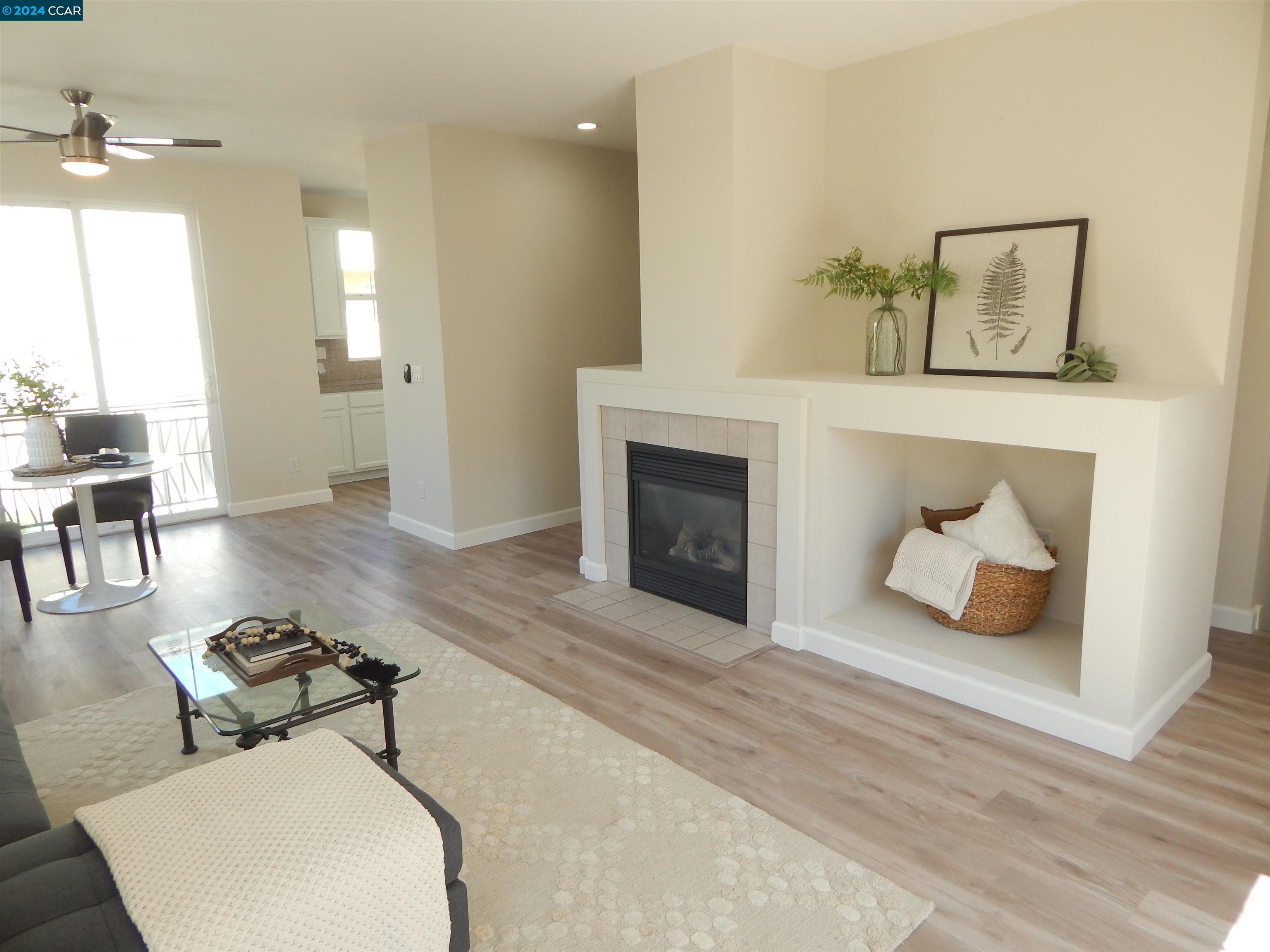 Detail Gallery Image 11 of 31 For 75 Matisse Ct, Pleasant Hill,  CA 94523 - 2 Beds | 2/1 Baths