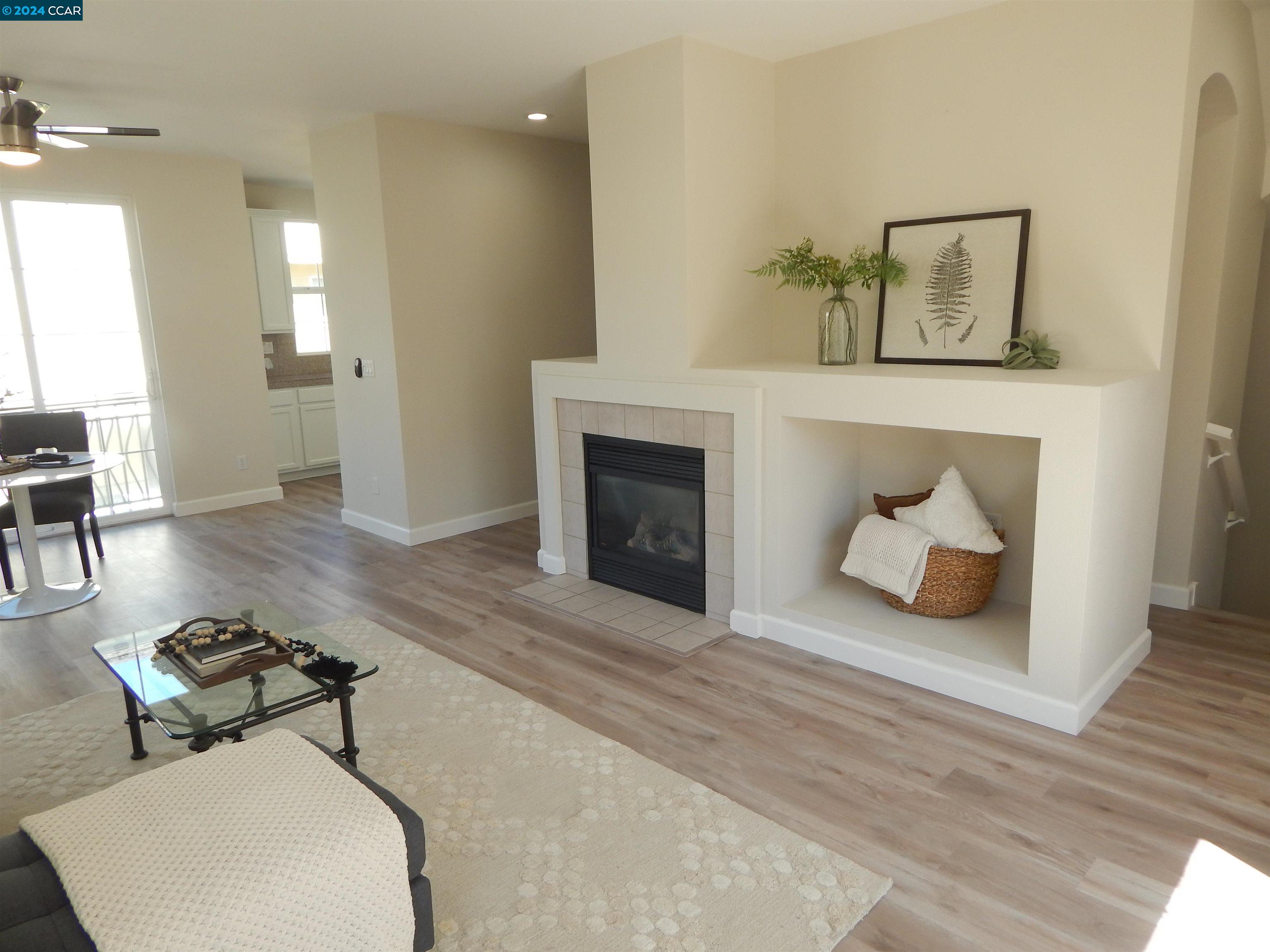 Detail Gallery Image 13 of 31 For 75 Matisse Ct, Pleasant Hill,  CA 94523 - 2 Beds | 2/1 Baths
