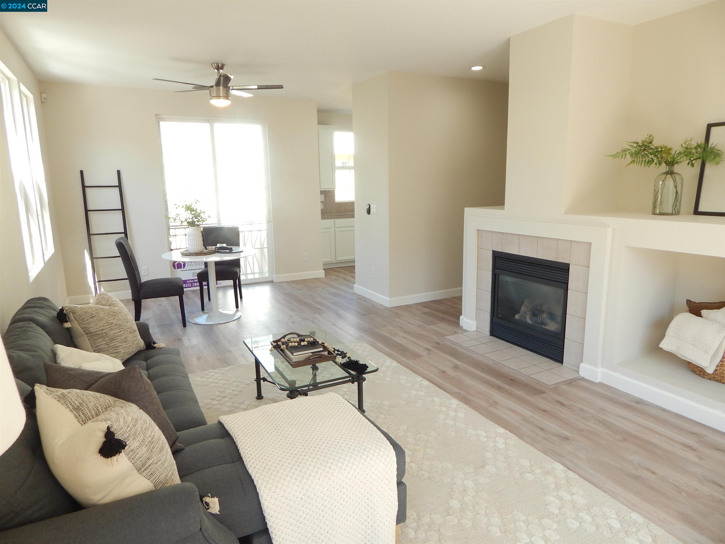 Detail Gallery Image 9 of 31 For 75 Matisse Ct, Pleasant Hill,  CA 94523 - 2 Beds | 2/1 Baths