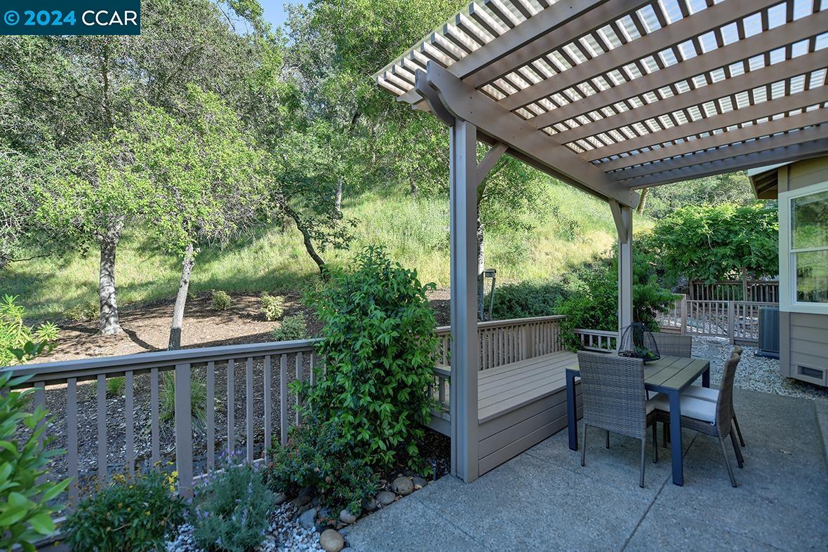 Detail Gallery Image 1 of 1 For 6601 Horsemans Canyon Dr, Walnut Creek,  CA 94595 - 4 Beds | 3 Baths