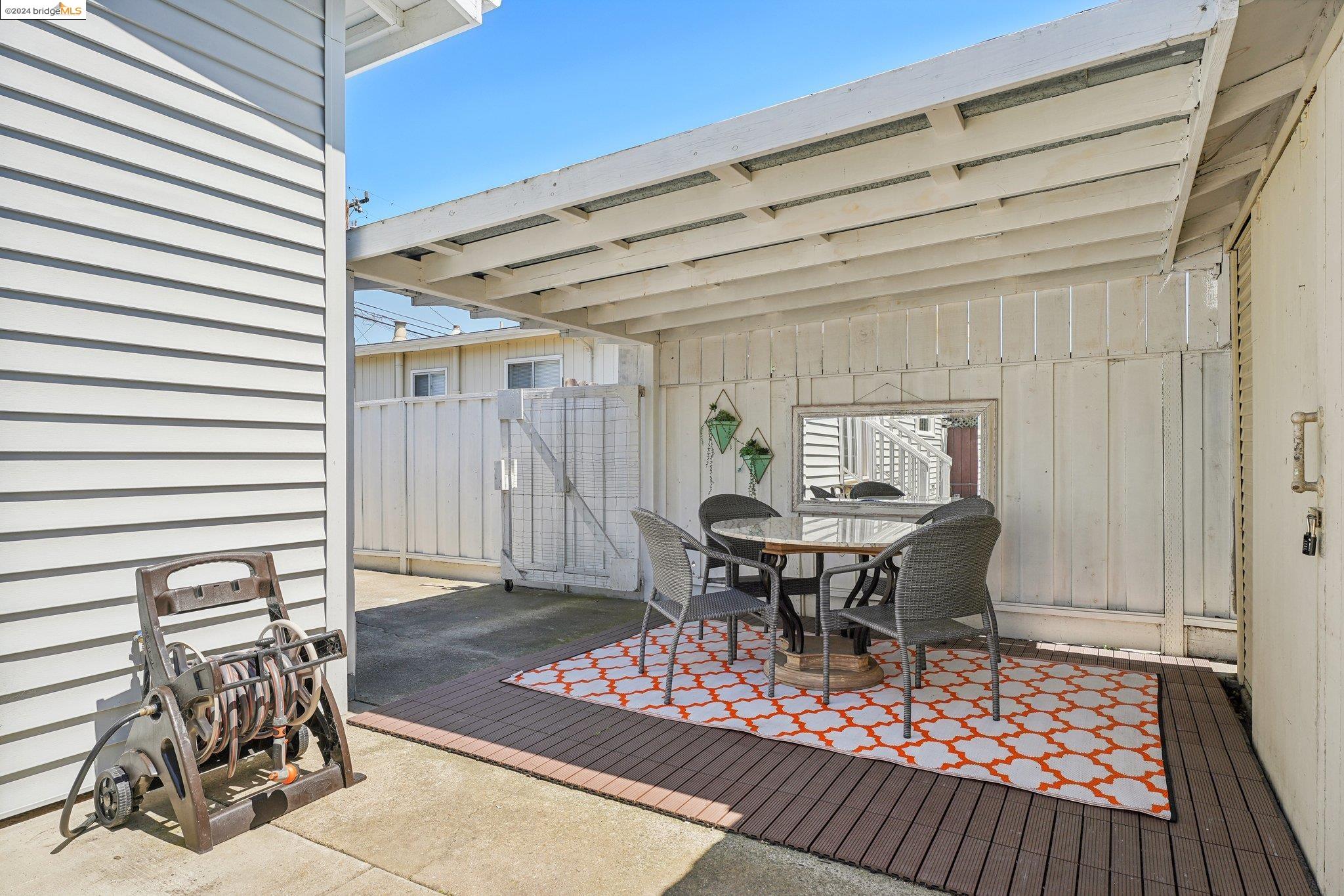 Detail Gallery Image 41 of 47 For 238 Beach Rd, Alameda,  CA 94502 - 3 Beds | 2 Baths