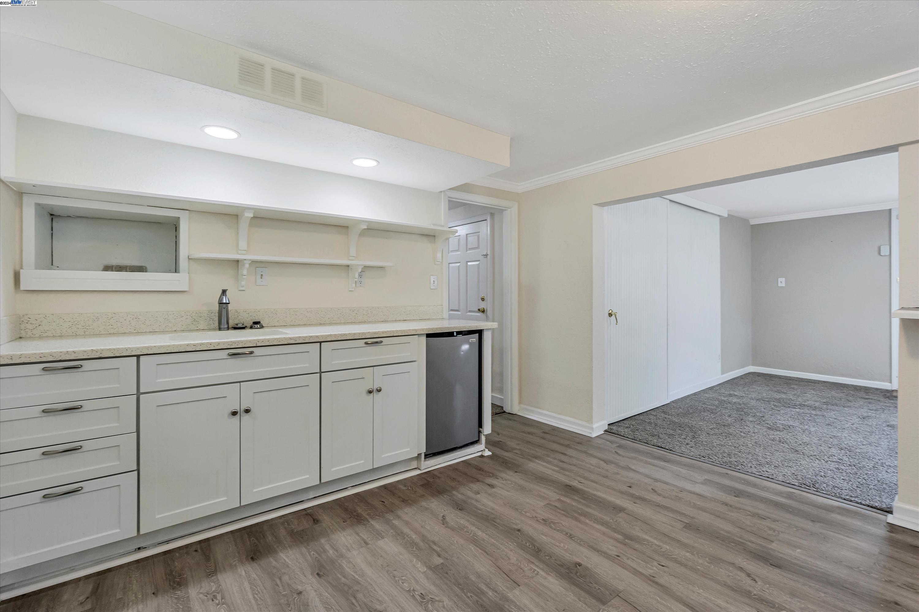 Detail Gallery Image 33 of 39 For 215 Suisun, Rodeo,  CA 94572 - 3 Beds | 2 Baths