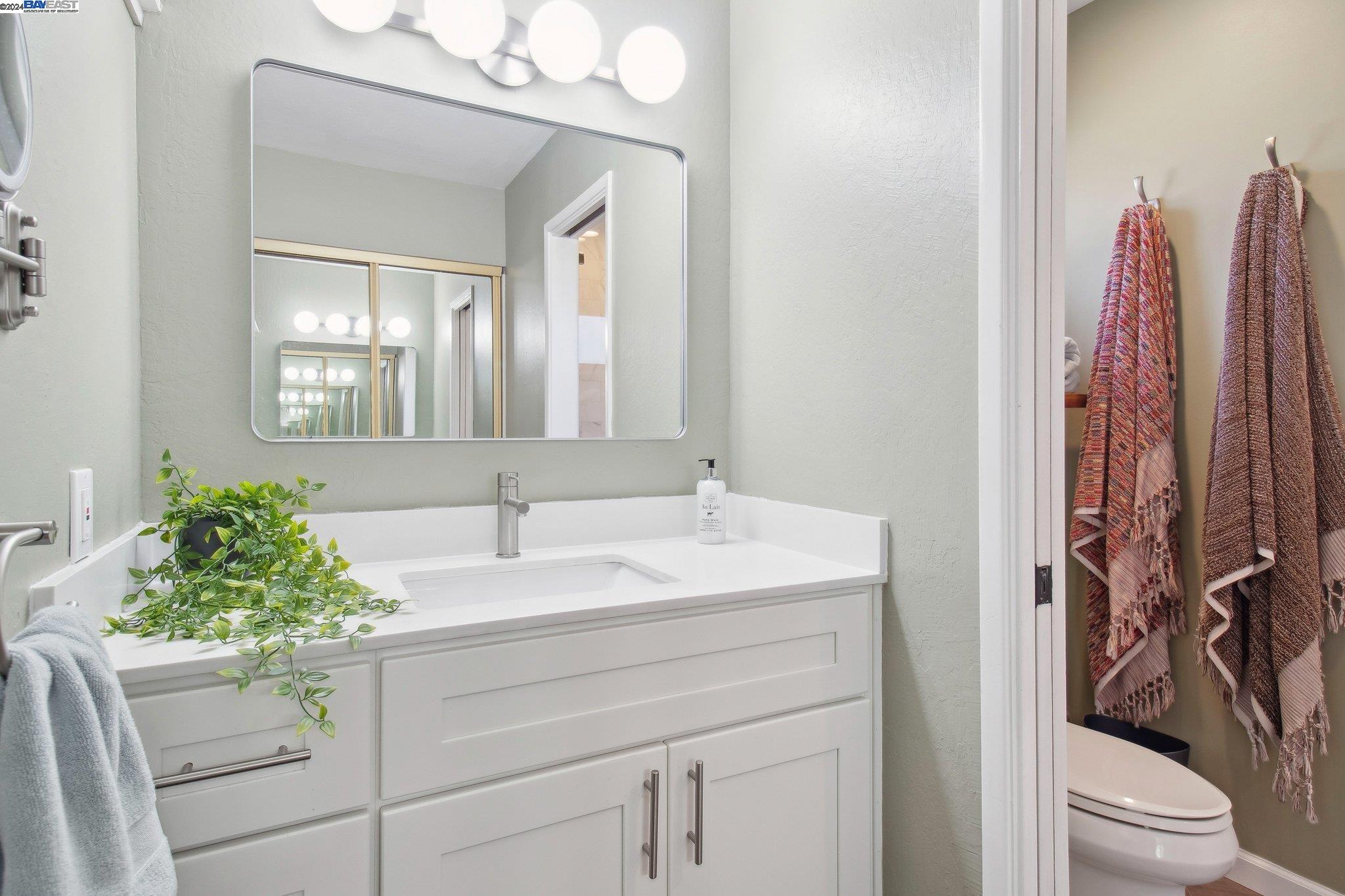 Detail Gallery Image 22 of 37 For 1084 Riesling Dr, Pleasanton,  CA 94566 - 3 Beds | 2 Baths