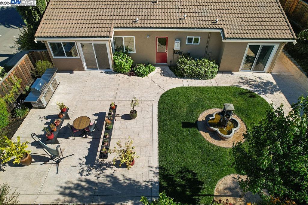 Detail Gallery Image 35 of 37 For 1084 Riesling Dr, Pleasanton,  CA 94566 - 3 Beds | 2 Baths