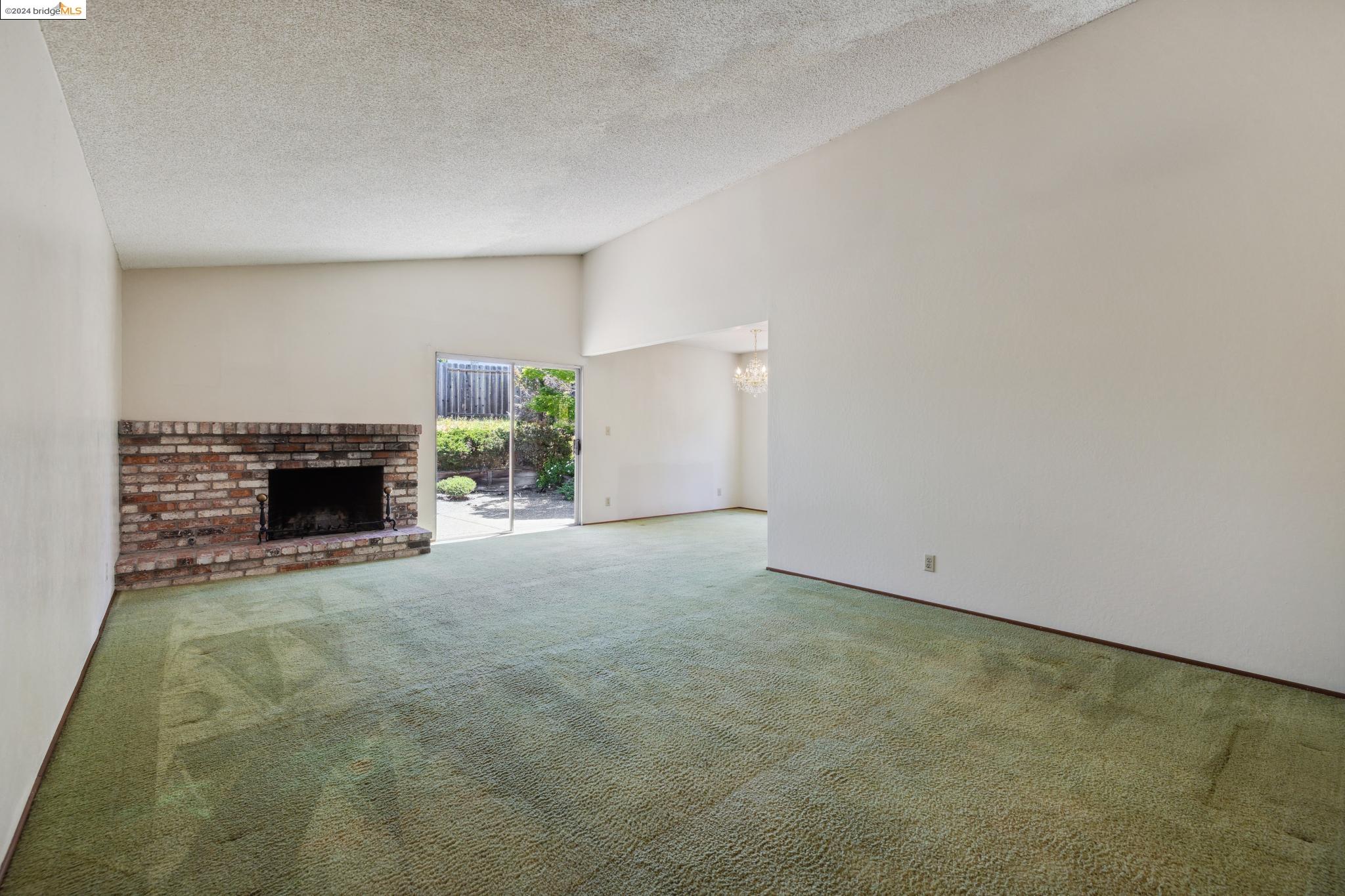 Detail Gallery Image 16 of 60 For 112 Toyon Ct, Hercules,  CA 94547 - 4 Beds | 2 Baths