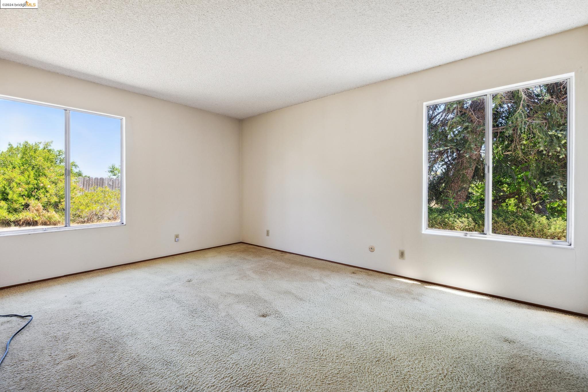 Detail Gallery Image 33 of 60 For 112 Toyon Ct, Hercules,  CA 94547 - 4 Beds | 2 Baths