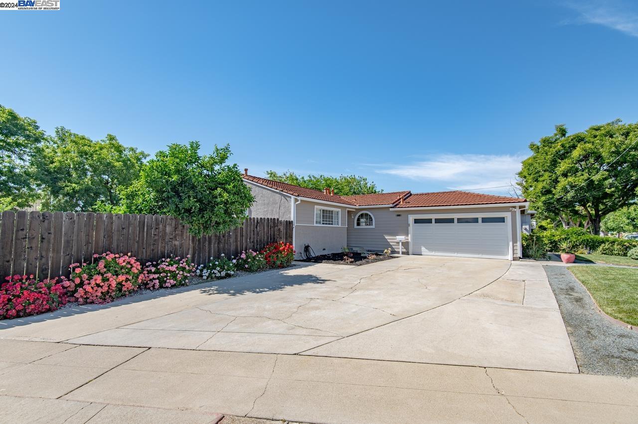 135 Lee Ave, Livermore, CA 94551 Listing Photo  1