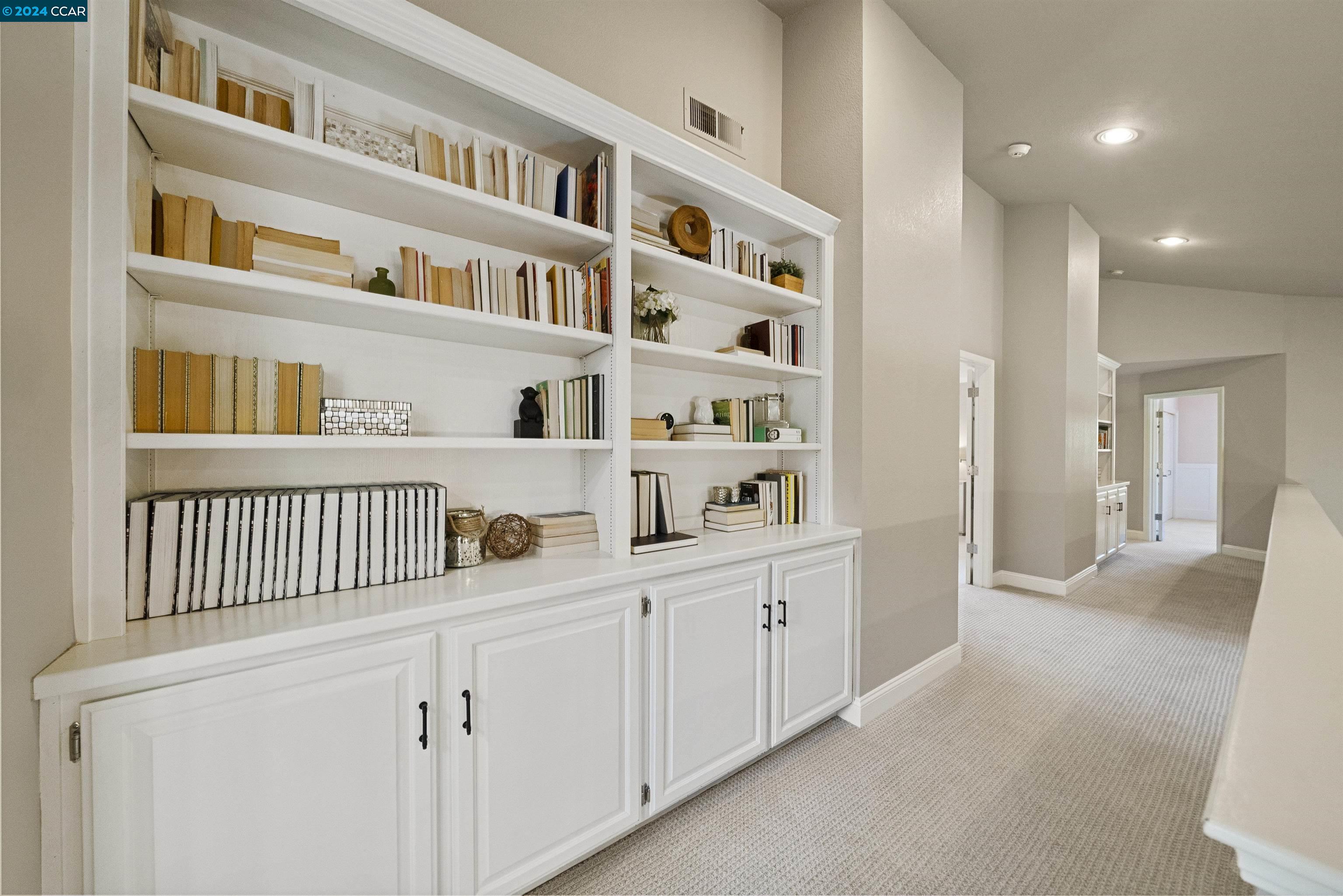 Detail Gallery Image 29 of 56 For 101 La Serena Ave, Alamo,  CA 94507 - 5 Beds | 3/1 Baths