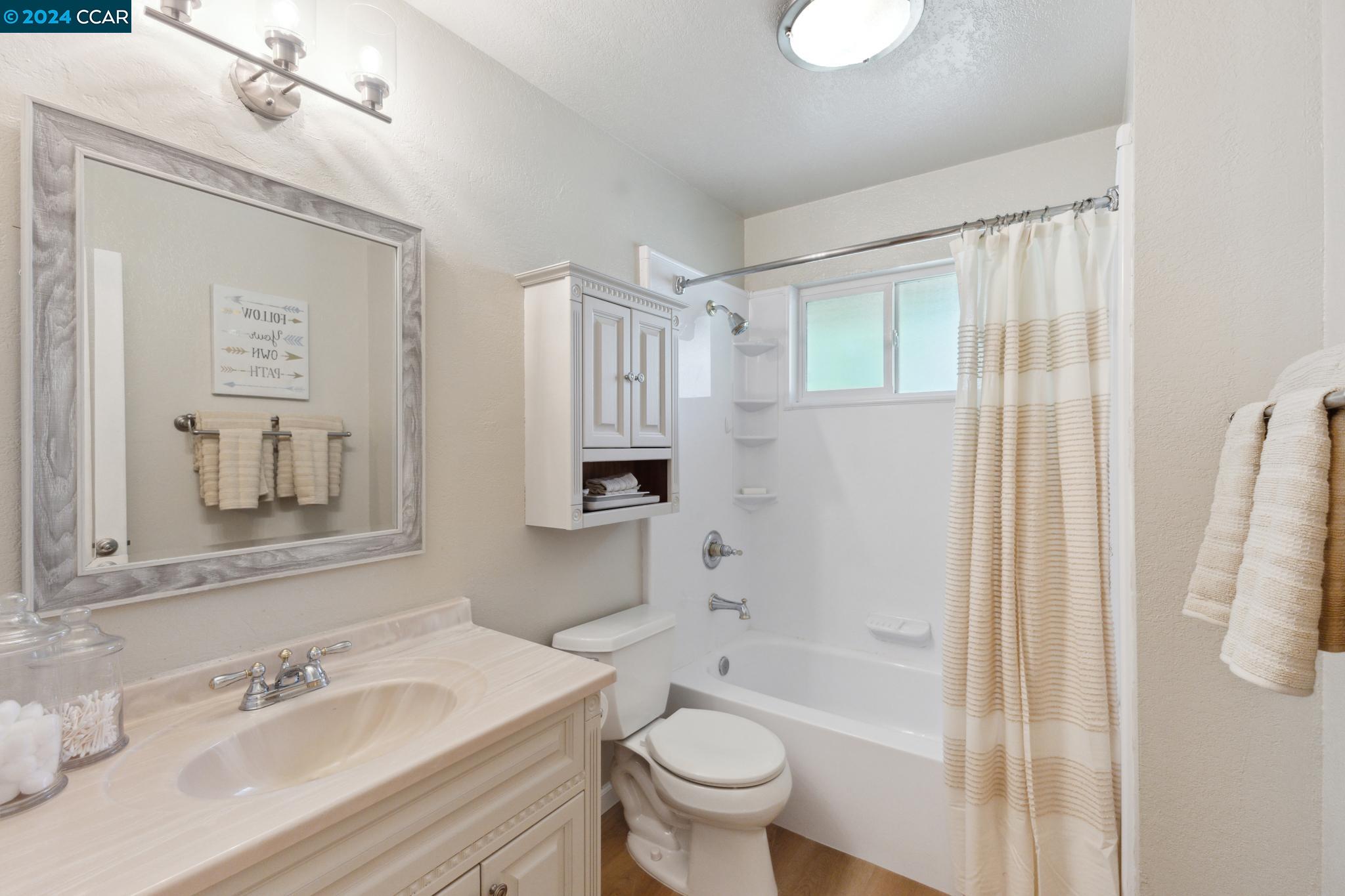 Detail Gallery Image 23 of 29 For 394 Ilo Ln #103,  Danville,  CA 94526 - 2 Beds | 1/1 Baths