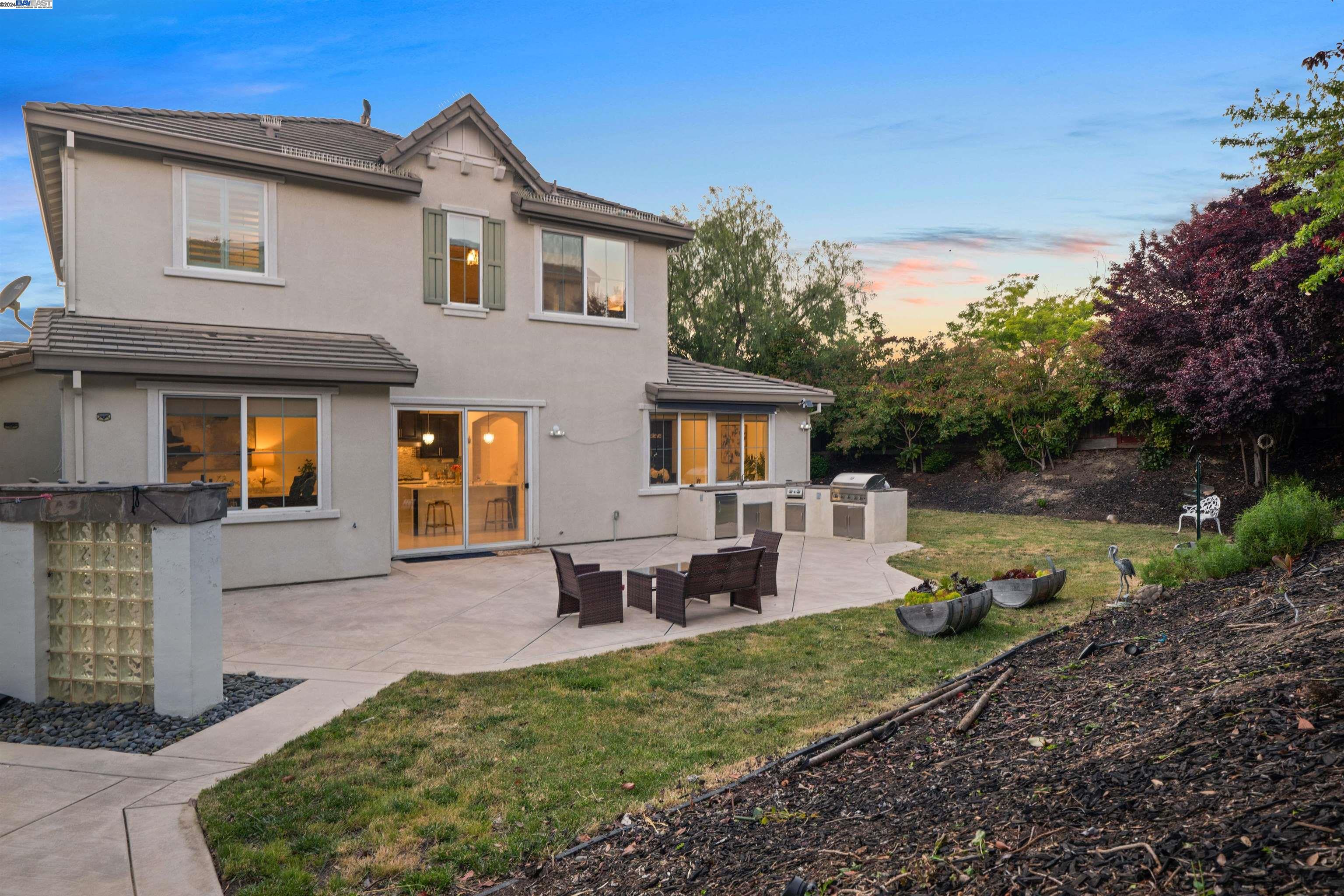 Detail Gallery Image 46 of 60 For 5669 Avellina Dr, Dublin,  CA 94568 - 5 Beds | 3/1 Baths