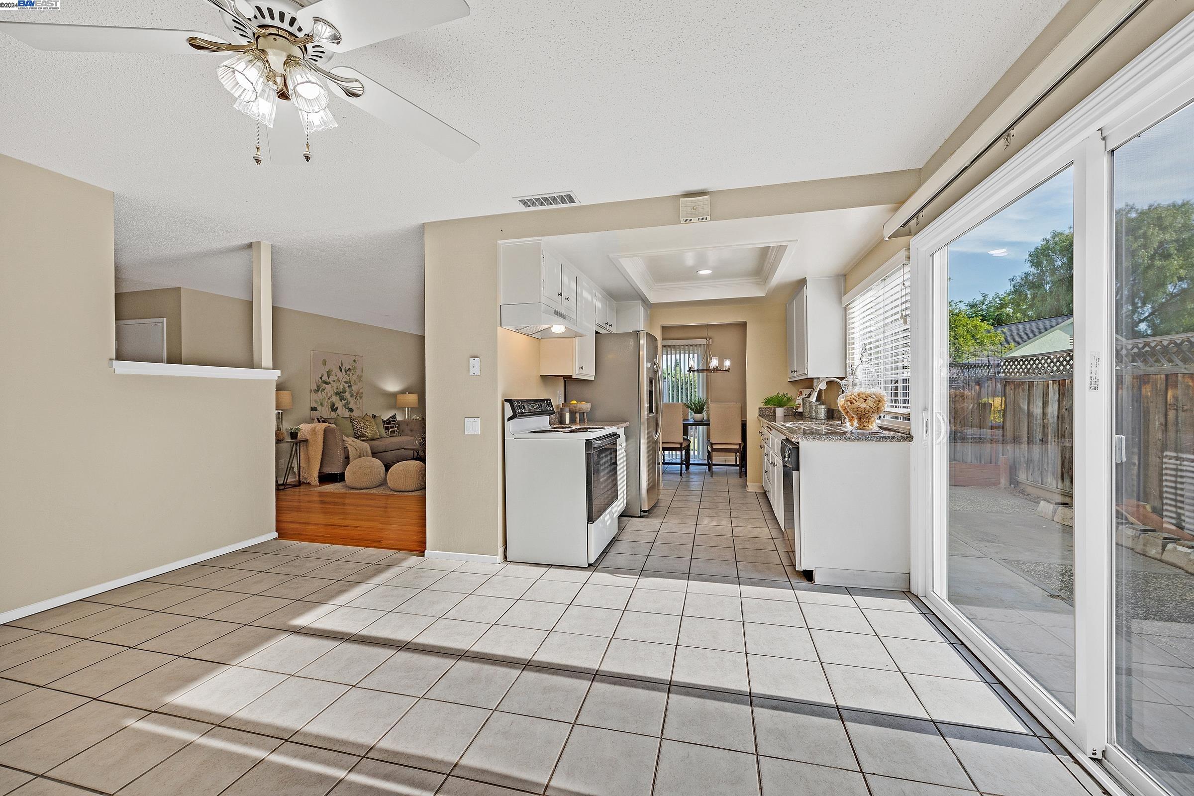 Detail Gallery Image 11 of 32 For 635 Hanover St, Livermore,  CA 94551 - 3 Beds | 2 Baths