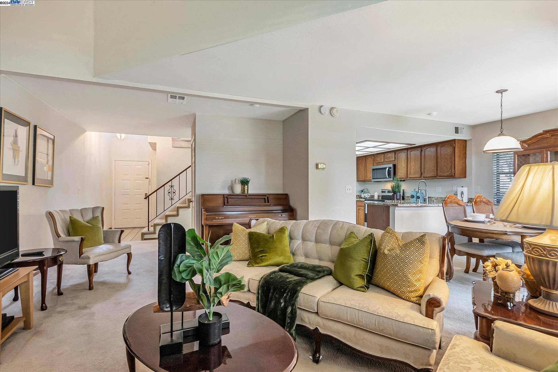Photo #6: 41059800 Listing 