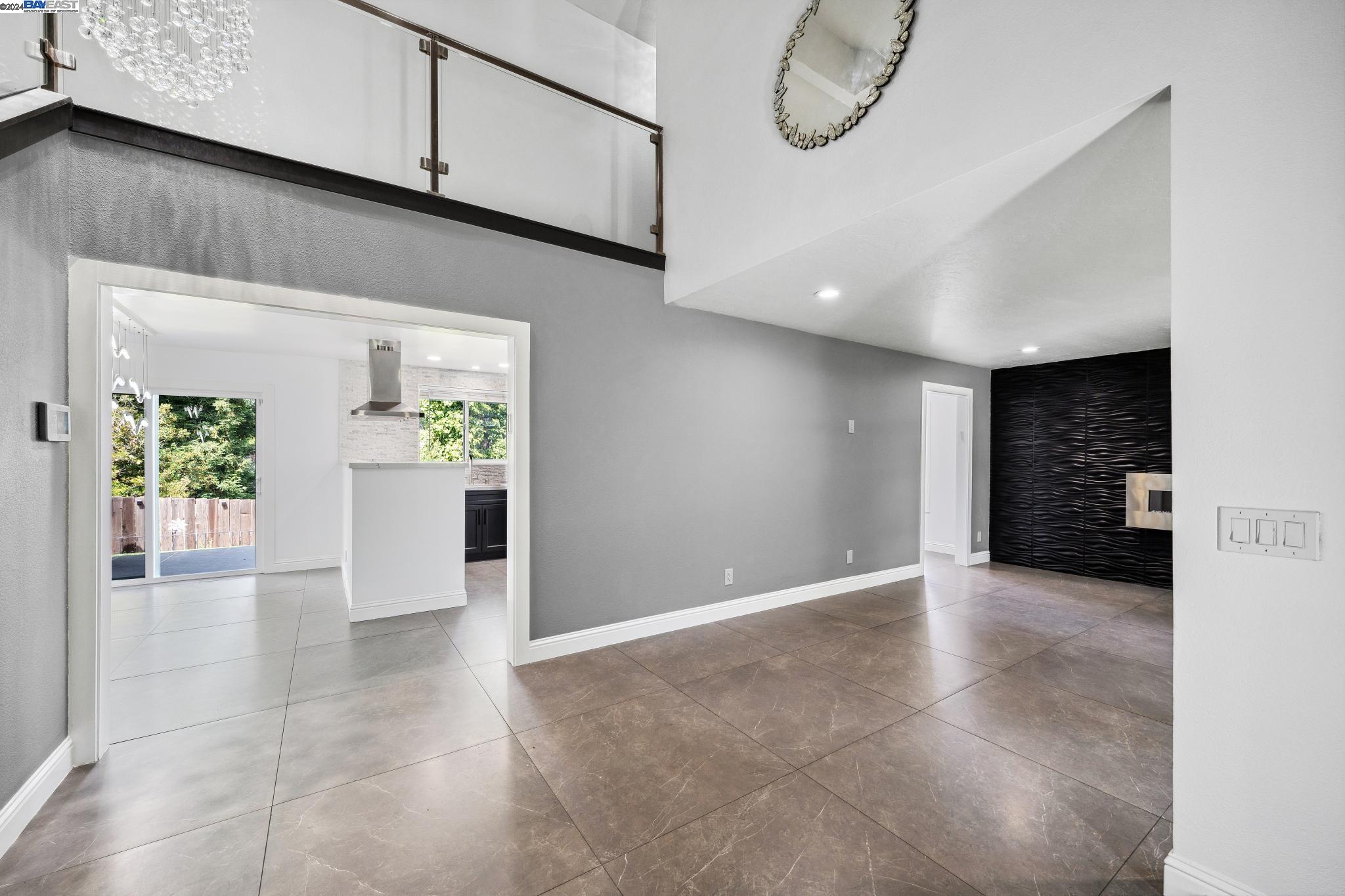 Detail Gallery Image 3 of 60 For 10 Greyfell Pl, Pleasant Hill,  CA 94523 - 4 Beds | 3/1 Baths