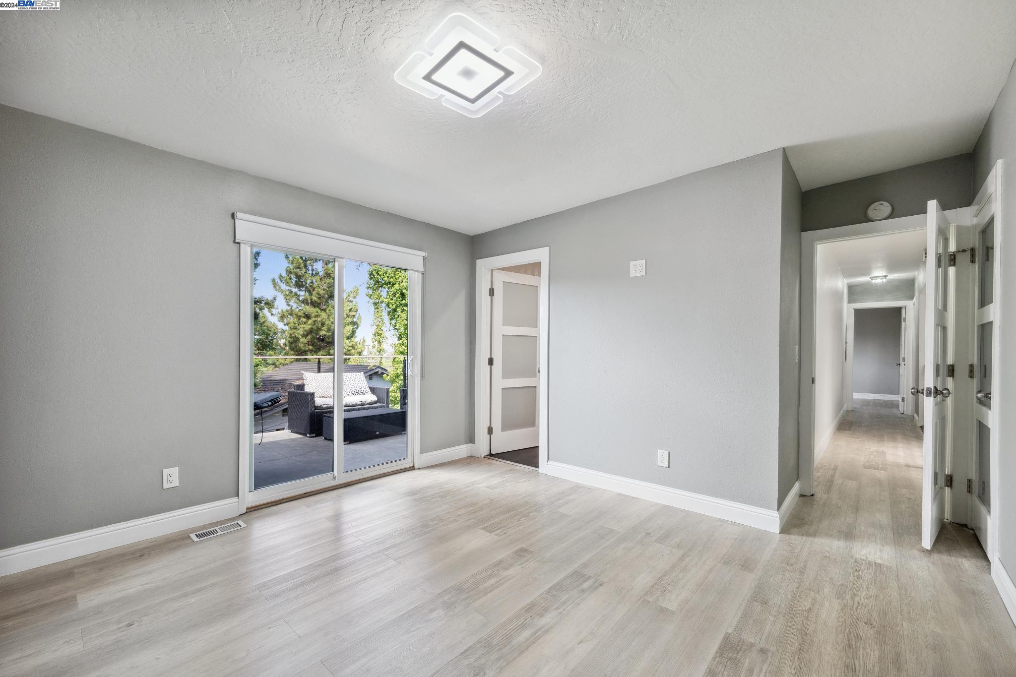 Detail Gallery Image 30 of 60 For 10 Greyfell Pl, Pleasant Hill,  CA 94523 - 4 Beds | 3/1 Baths