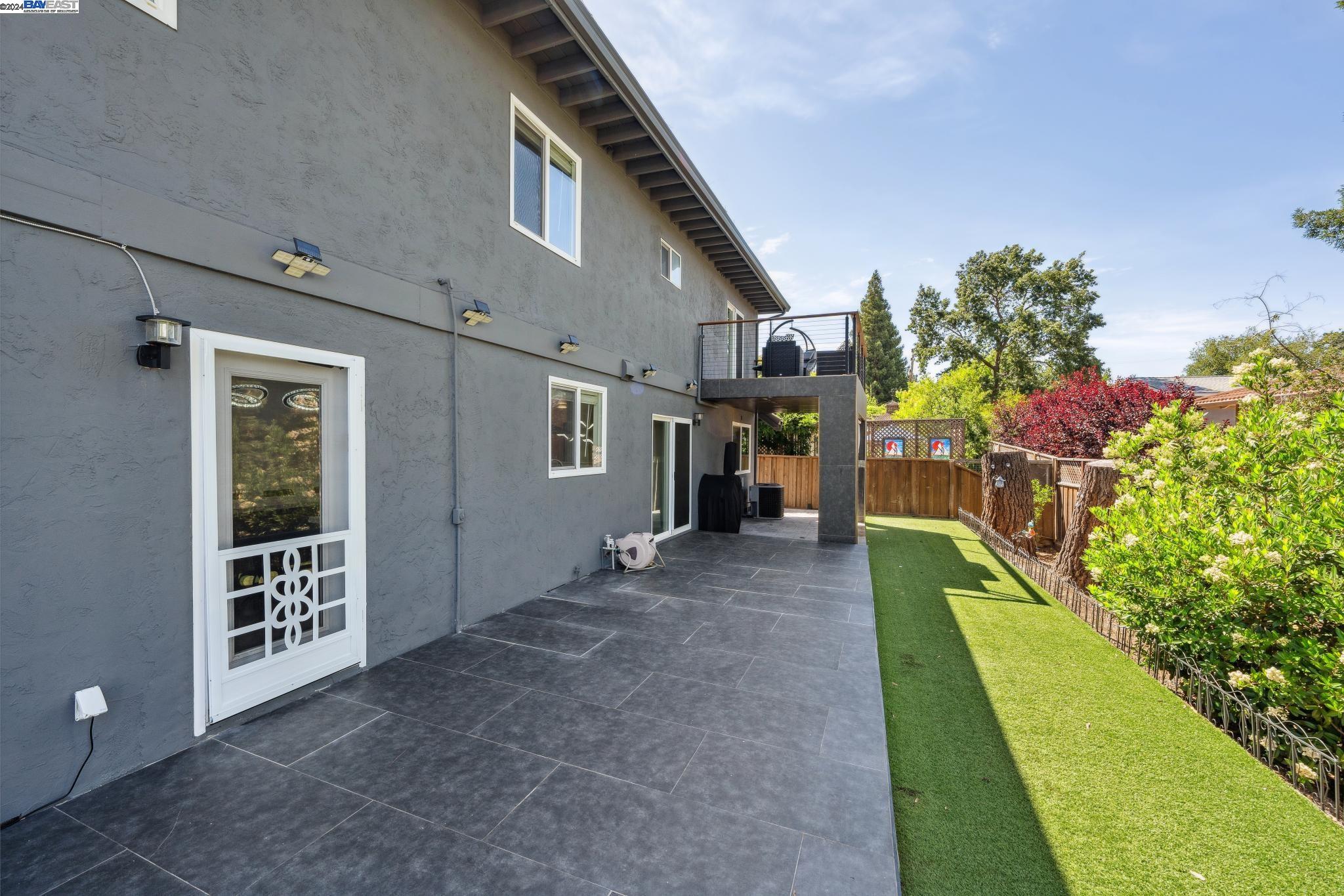 Detail Gallery Image 58 of 60 For 10 Greyfell Pl, Pleasant Hill,  CA 94523 - 4 Beds | 3/1 Baths