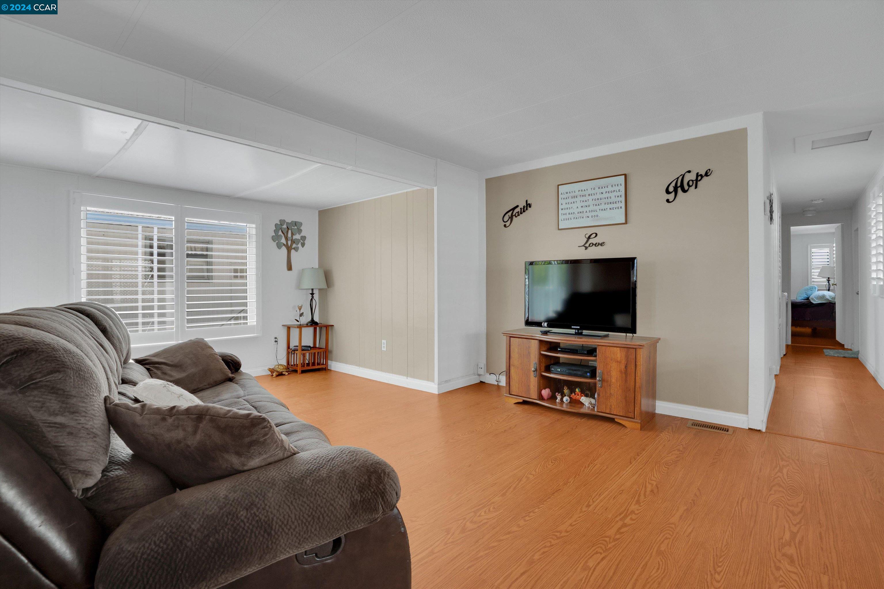 Detail Gallery Image 7 of 29 For 130 Banyon Dr, Pittsburg,  CA 94565 - 2 Beds | 1 Baths