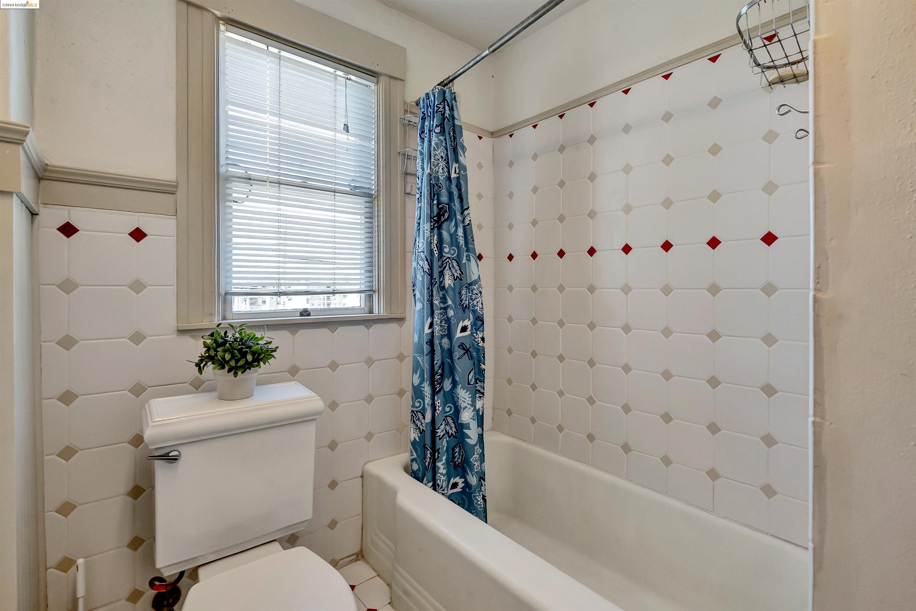 Detail Gallery Image 30 of 36 For 6506 Eureka Ave, El Cerrito,  CA 94530 - – Beds | – Baths