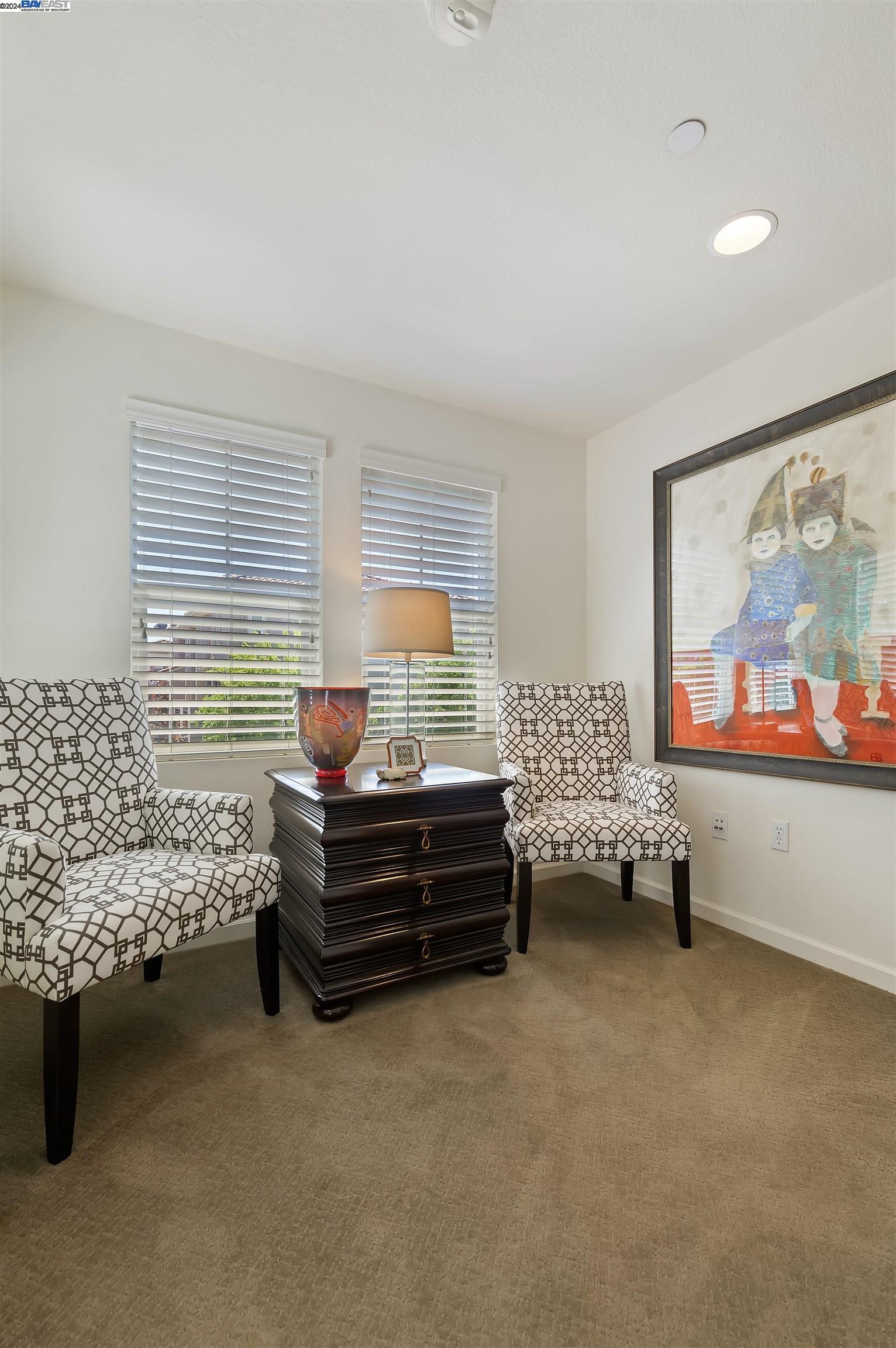 Detail Gallery Image 18 of 31 For 166 Selby Lane # 8, Livermore,  CA 94551 - 3 Beds | 2/1 Baths