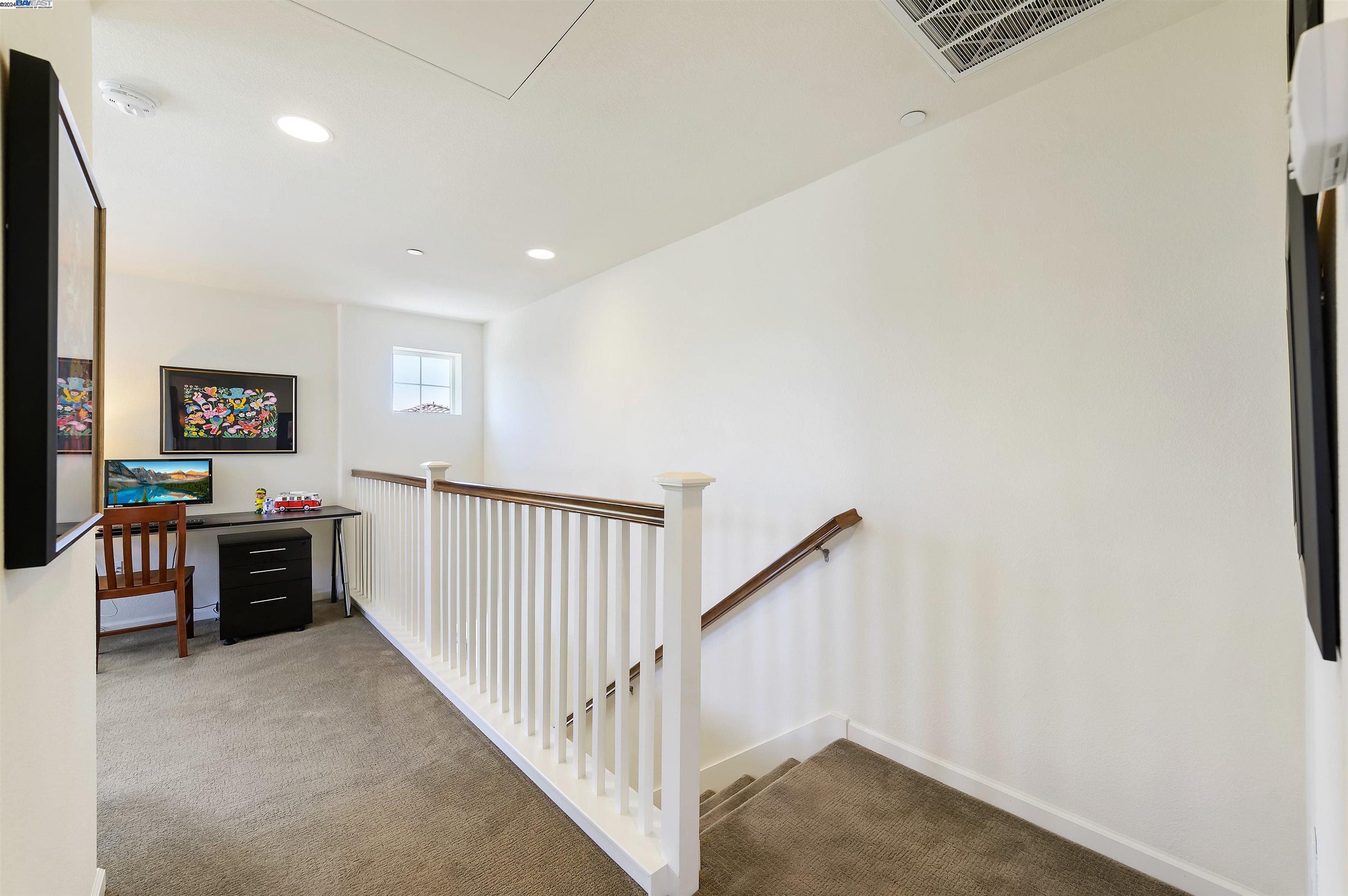 Detail Gallery Image 21 of 31 For 166 Selby Lane # 8, Livermore,  CA 94551 - 3 Beds | 2/1 Baths