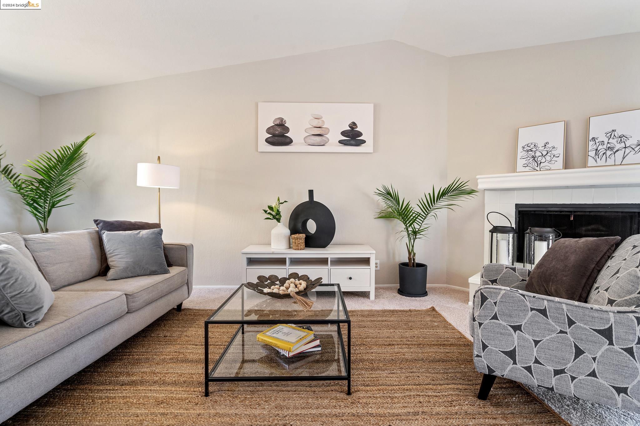 Photo #5: 41059821 Listing 