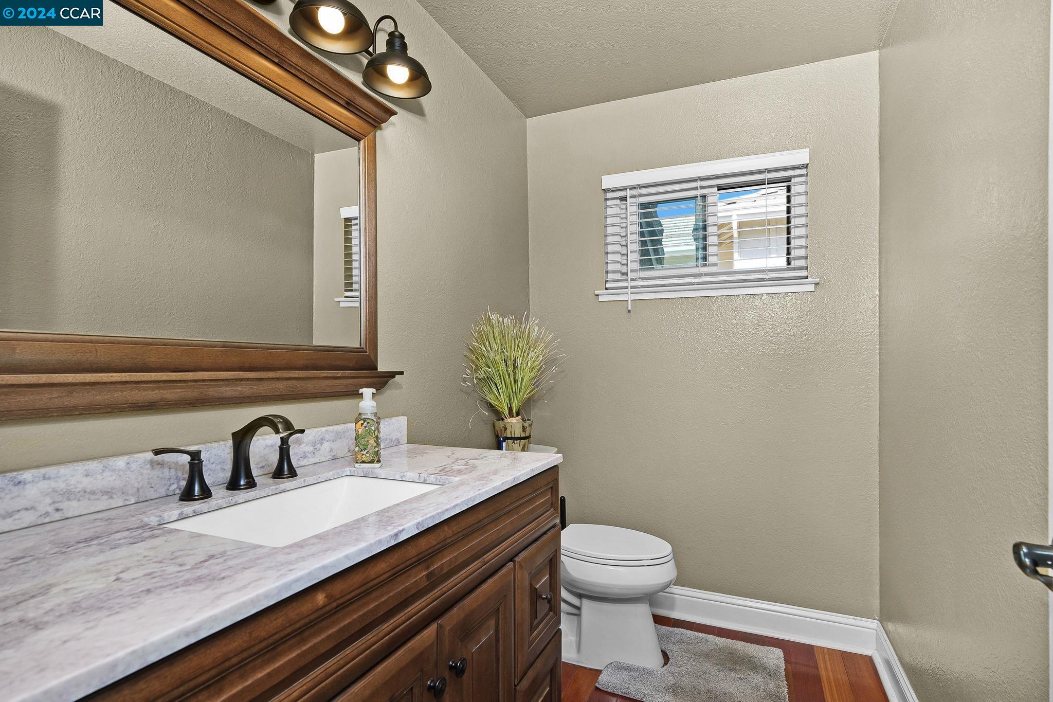 Detail Gallery Image 10 of 23 For 3141 Ferngrove Way, Antioch,  CA 94531 - 4 Beds | 2/1 Baths