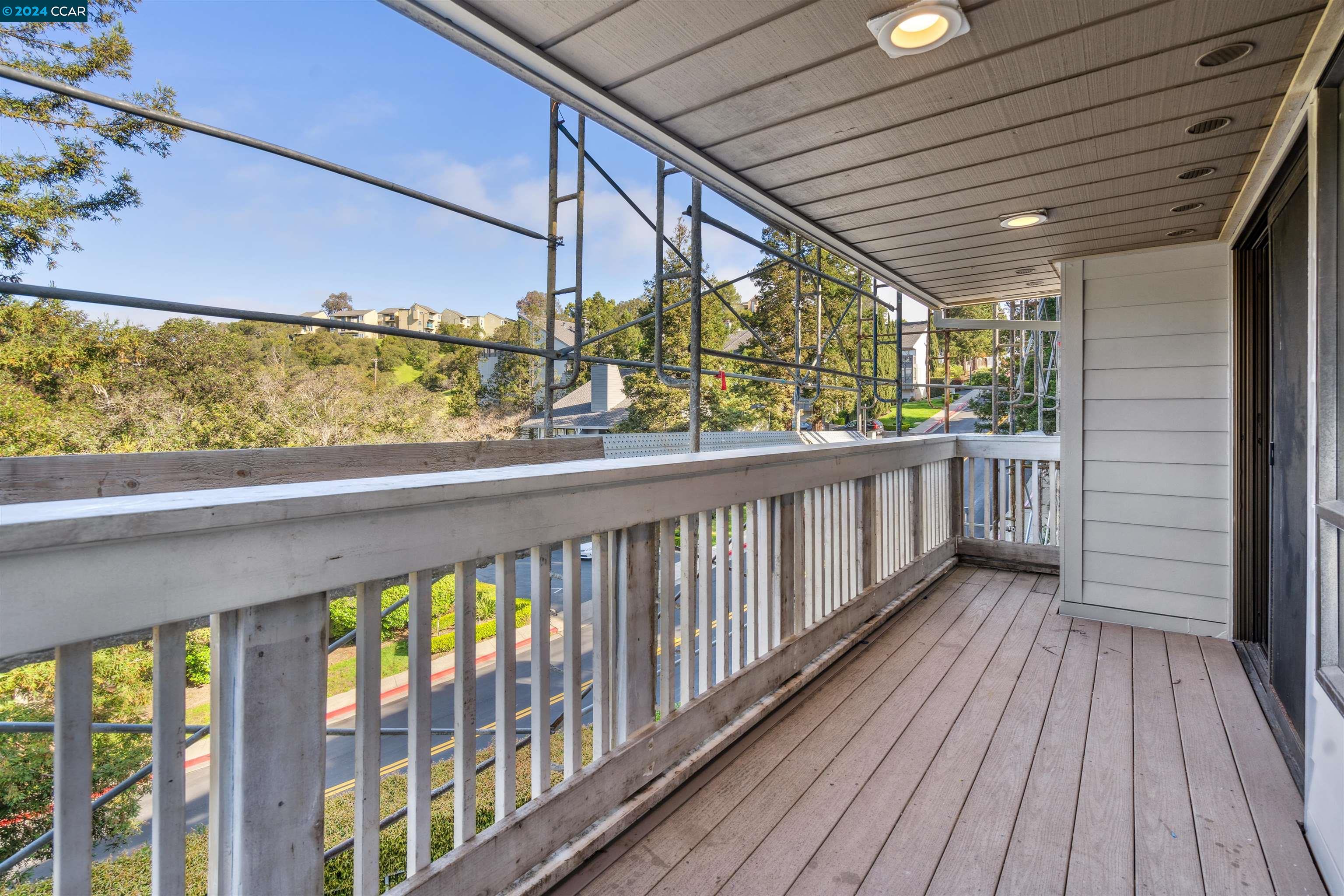 Detail Gallery Image 24 of 25 For 142 Professional Center Pkwy, San Rafael,  CA 94903 - 3 Beds | 2/1 Baths