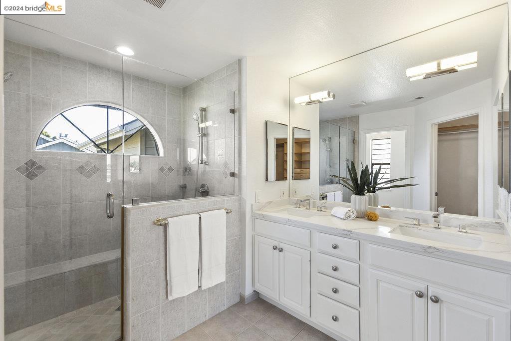 Detail Gallery Image 39 of 60 For 13 Palm Beach Ln, Alameda,  CA 94502 - 3 Beds | 2/1 Baths