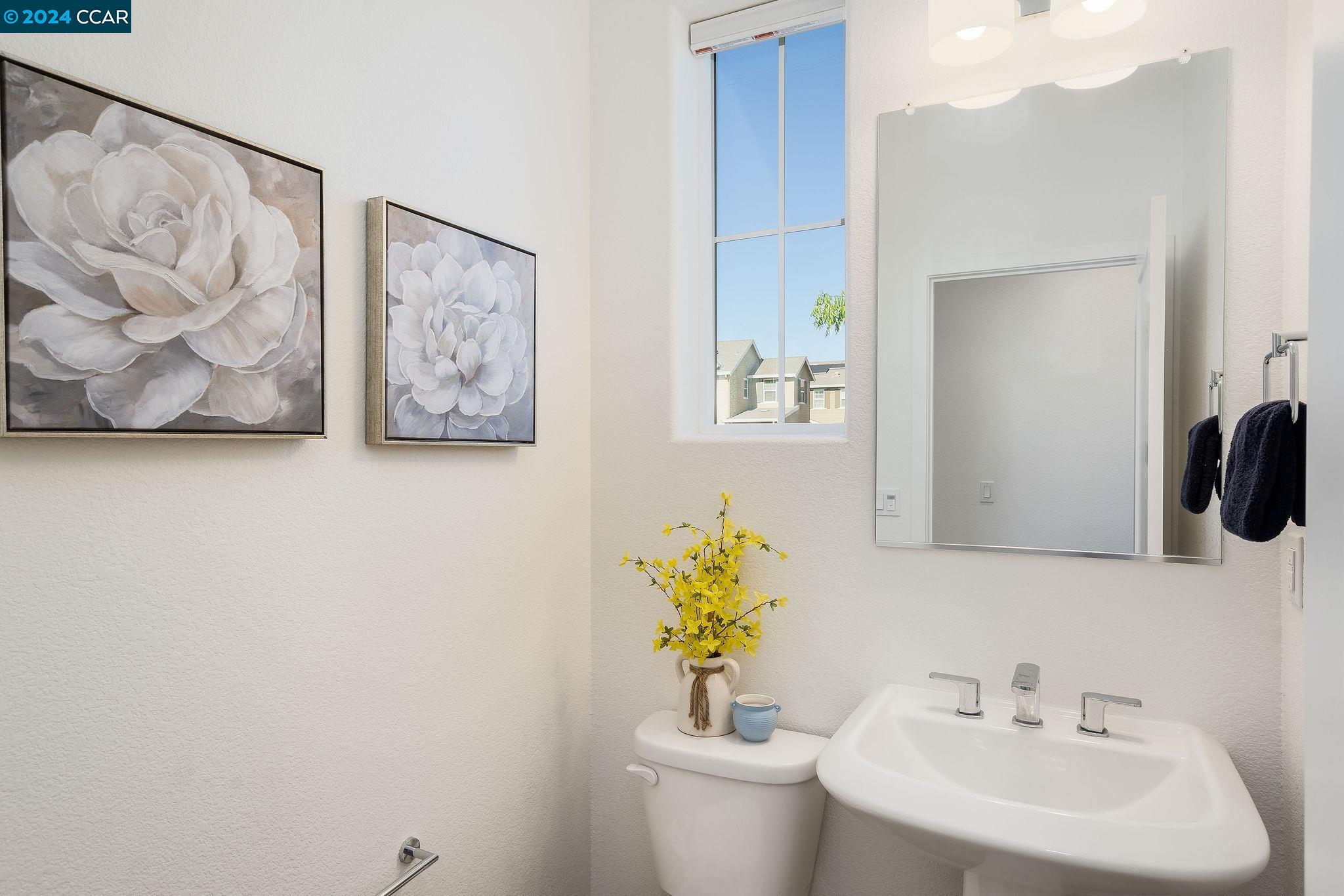 Detail Gallery Image 14 of 37 For 1454 S Barker St, Mountain House,  CA 95391 - 3 Beds | 2/1 Baths