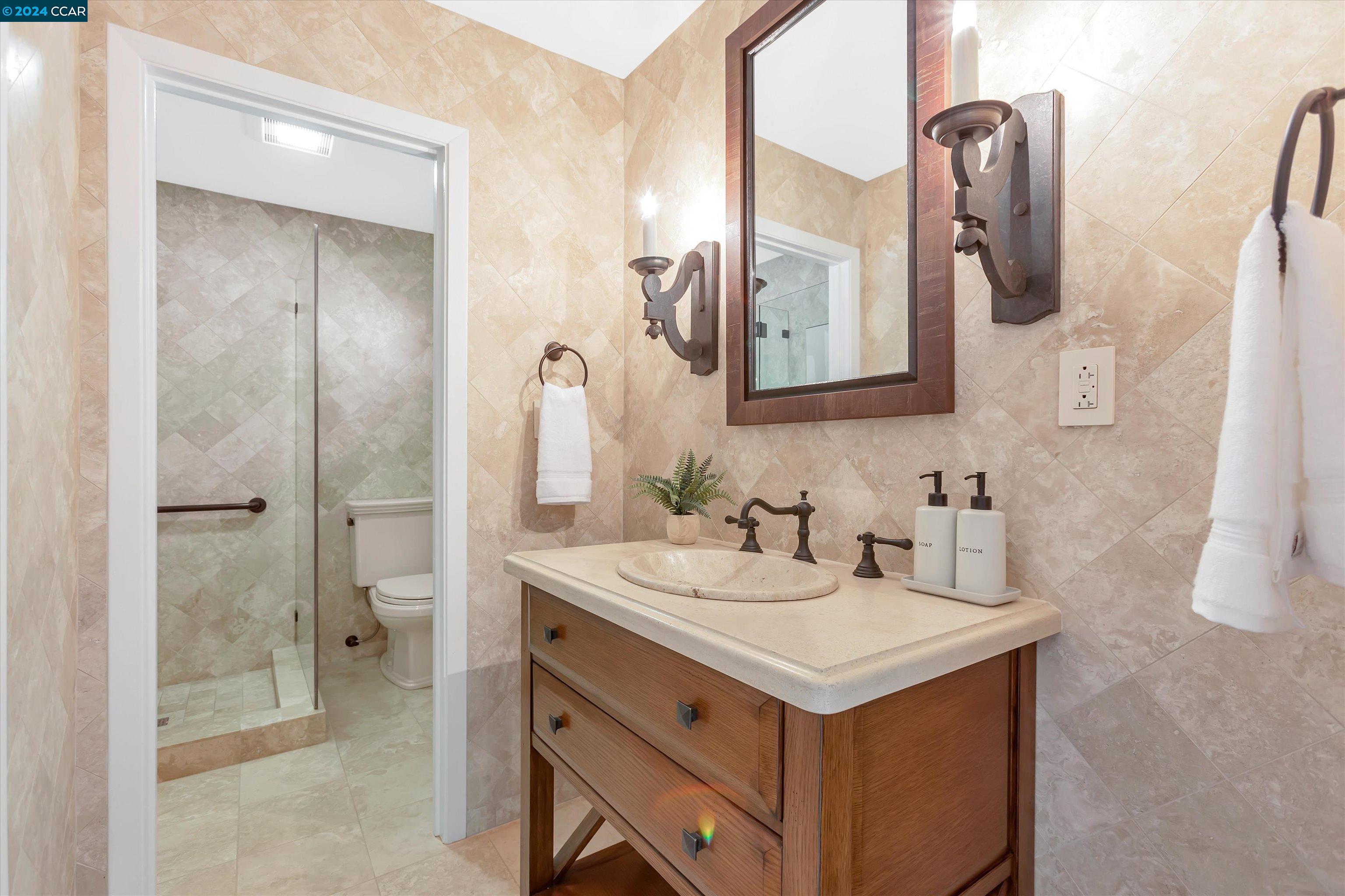 Detail Gallery Image 18 of 48 For 1049 Scots Ln, Walnut Creek,  CA 94596 - 3 Beds | 3/1 Baths