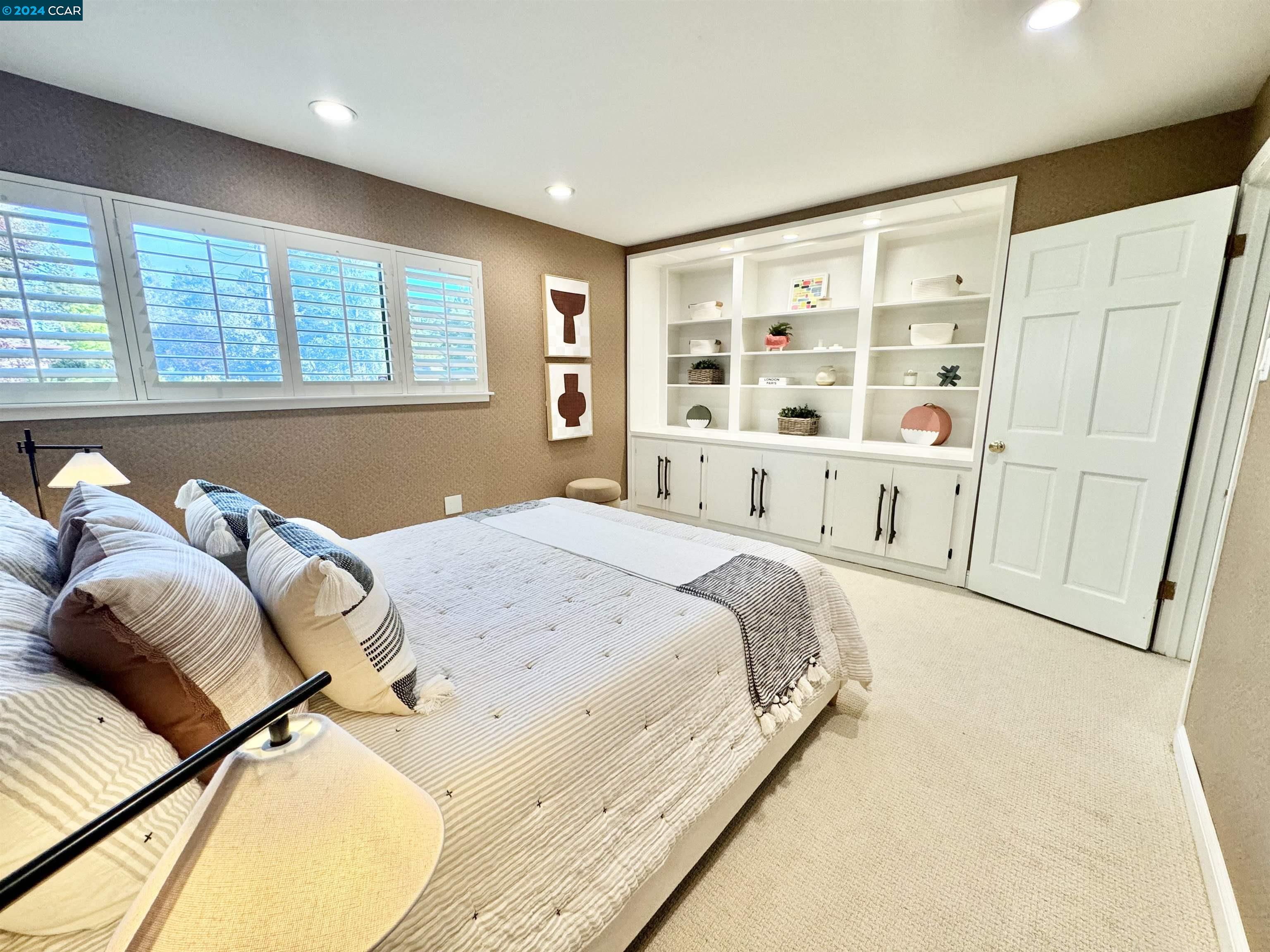 Detail Gallery Image 24 of 48 For 1049 Scots Ln, Walnut Creek,  CA 94596 - 3 Beds | 3/1 Baths