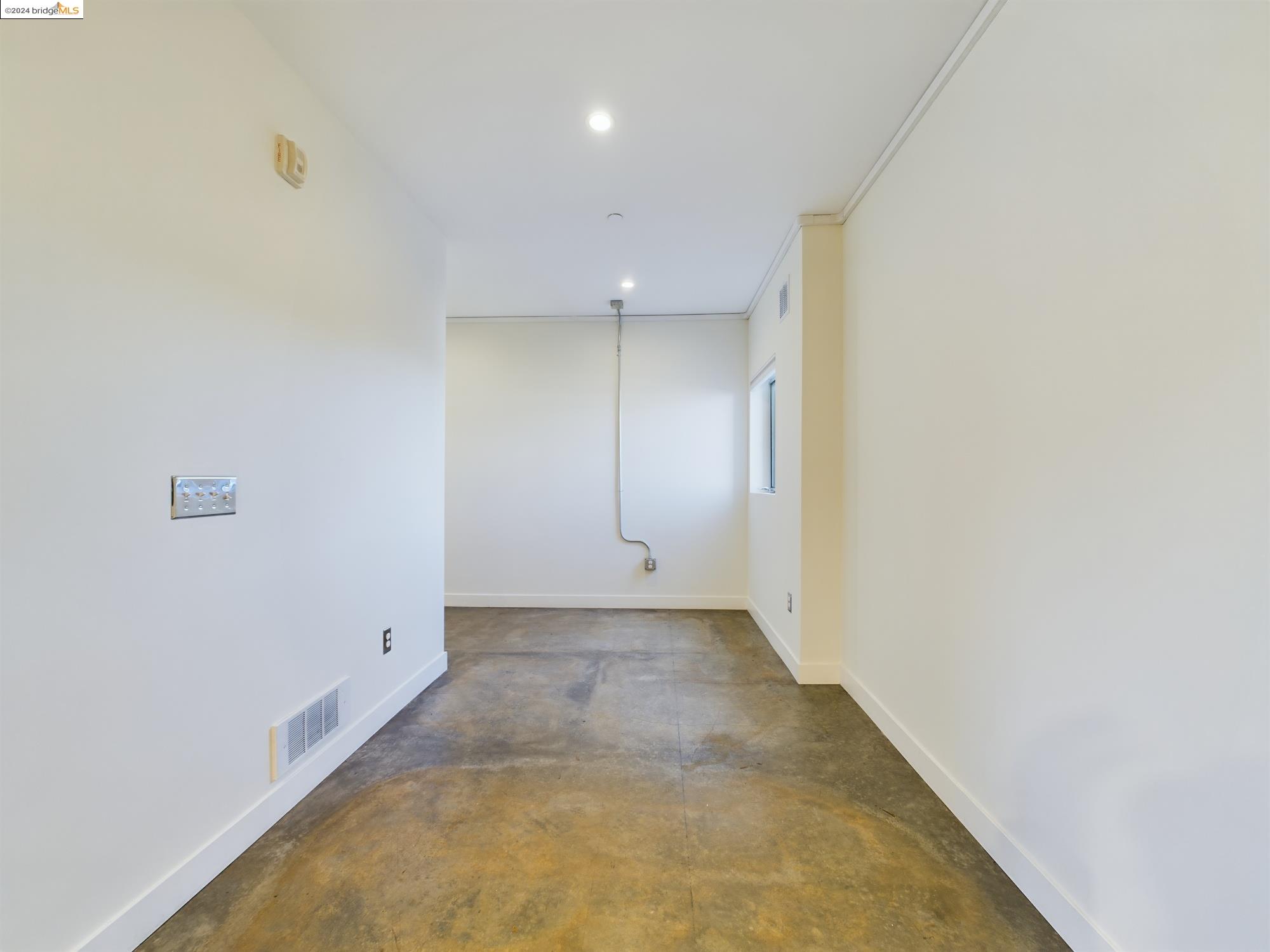 Detail Gallery Image 42 of 47 For 414 29th Ave #4,  Oakland,  CA 94601 - 2 Beds | 2 Baths