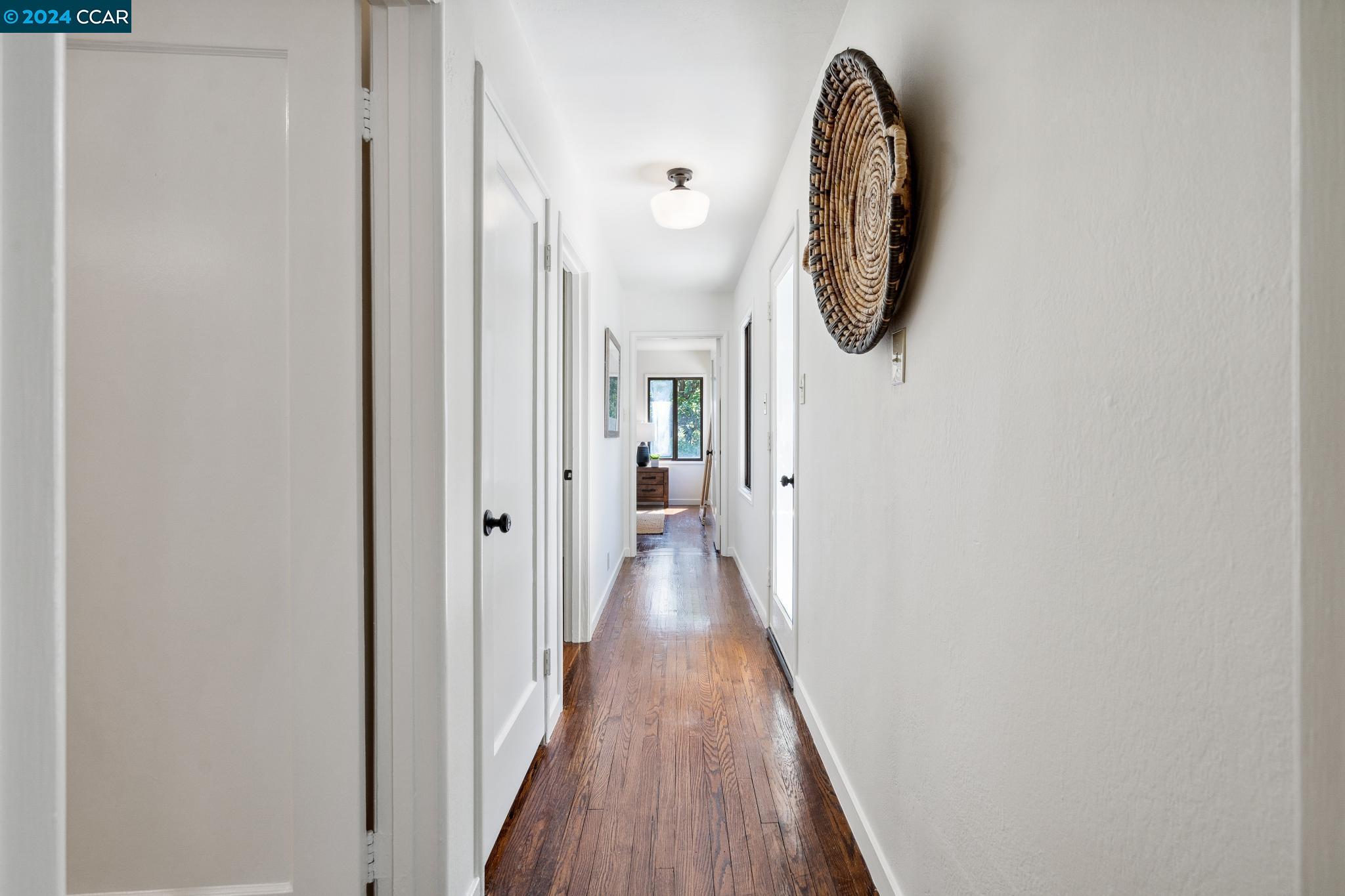 Detail Gallery Image 19 of 39 For 110 Shady Ln, Walnut Creek,  CA 94597 - 3 Beds | 1/1 Baths