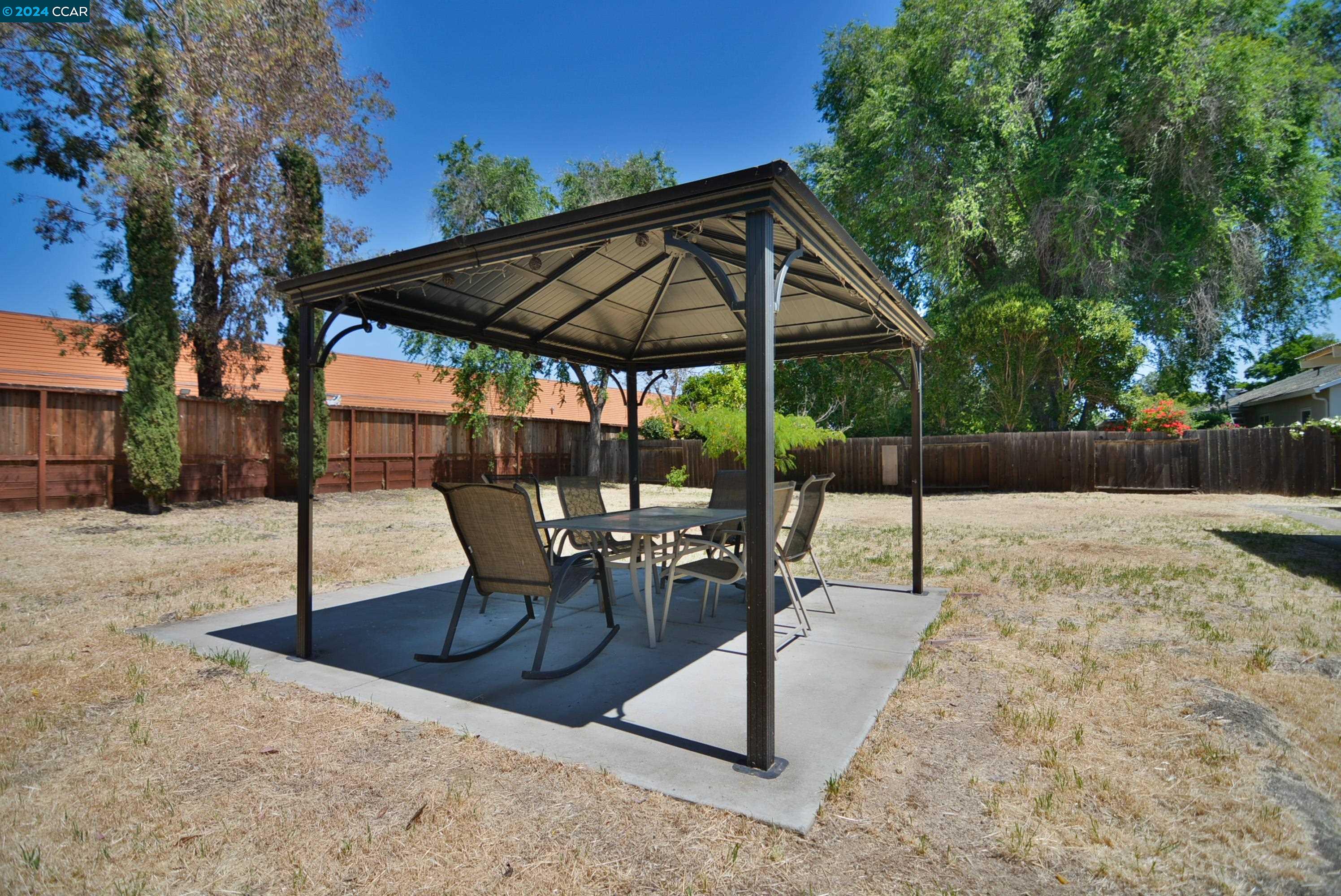 Detail Gallery Image 34 of 34 For 1631 Peach Pl, Concord,  CA 94518 - 3 Beds | 1/1 Baths