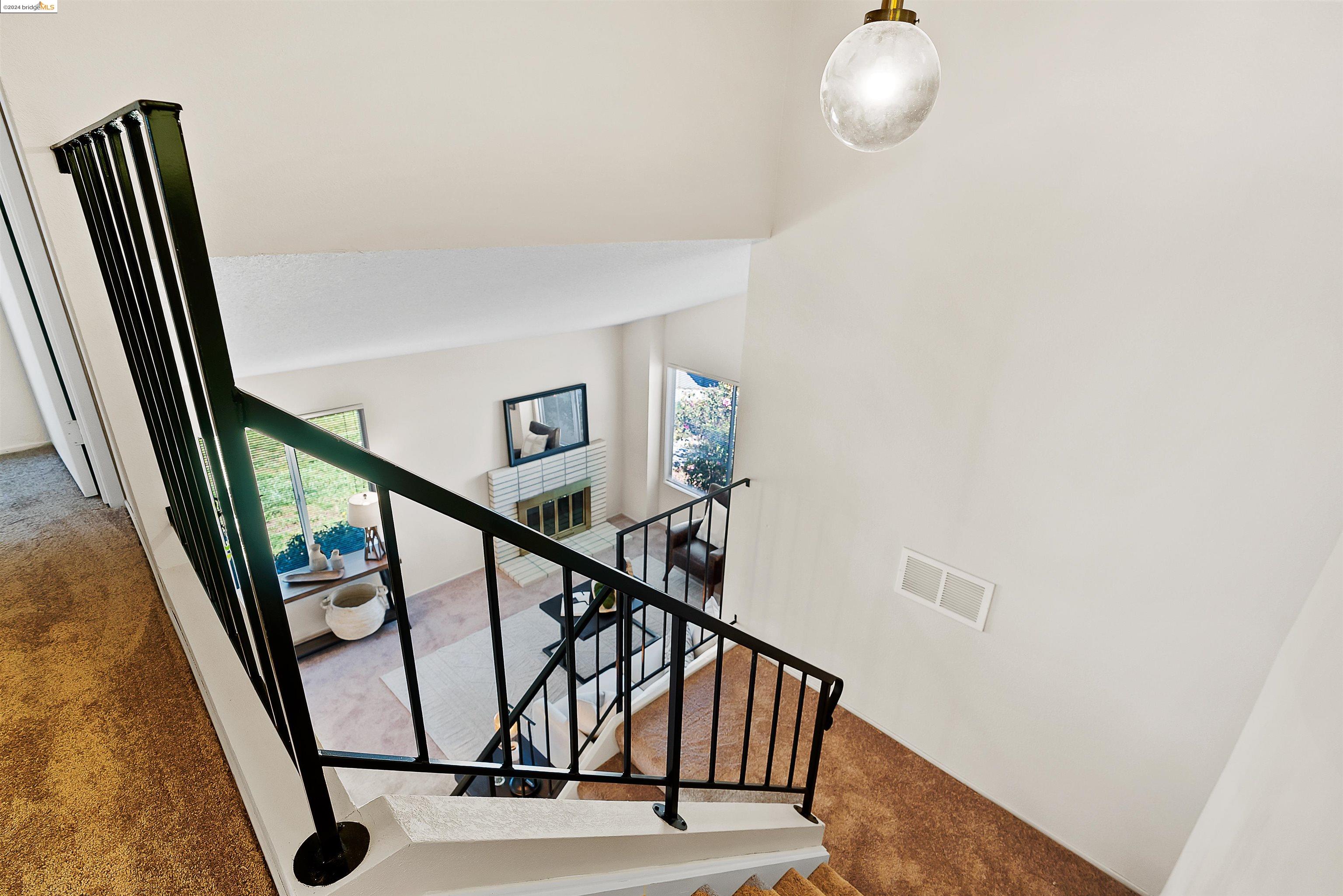 Detail Gallery Image 10 of 26 For 5033 Pisces Ave, Livermore,  CA 94551 - 4 Beds | 2/1 Baths