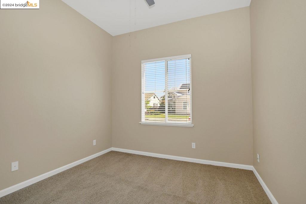 Detail Gallery Image 13 of 25 For 5562 Westmeath Way, Antioch,  CA 94531 - 3 Beds | 2 Baths