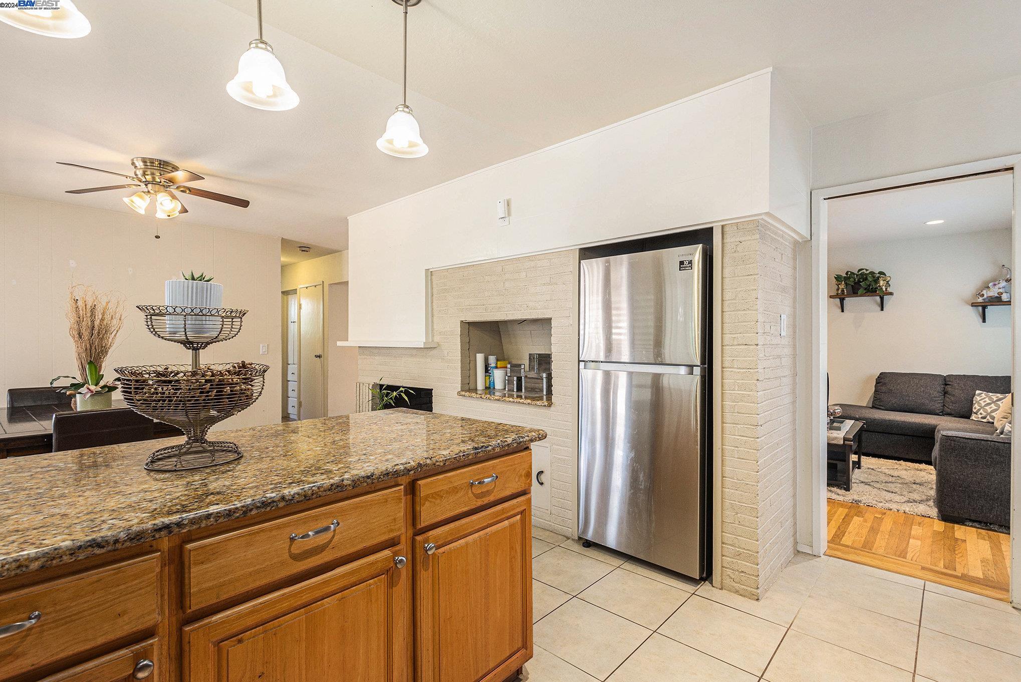 Detail Gallery Image 12 of 27 For 31541 Medinah St., Hayward,  CA 94544 - 3 Beds | 2 Baths