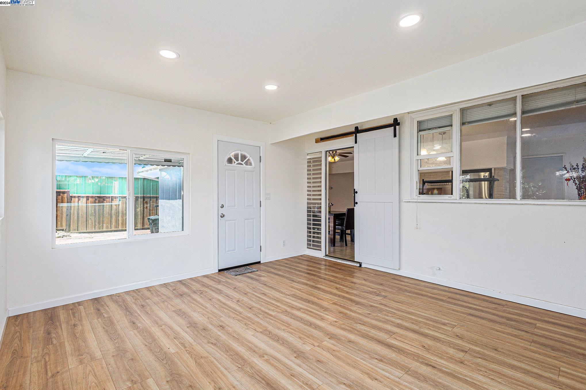 Detail Gallery Image 22 of 27 For 31541 Medinah St., Hayward,  CA 94544 - 3 Beds | 2 Baths