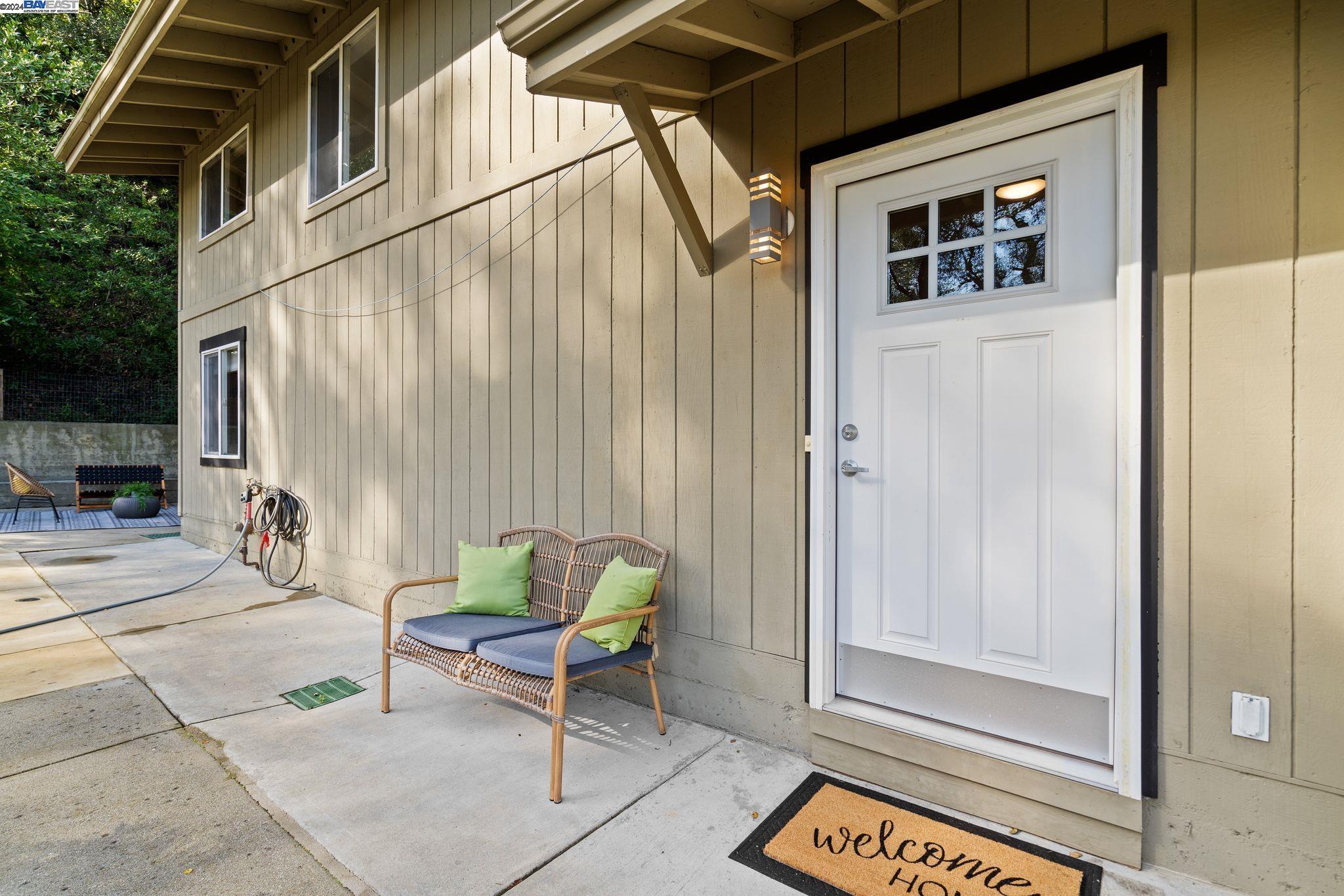 Detail Gallery Image 30 of 48 For 1 Camellia Ln, Lafayette,  CA 94549 - 6 Beds | 4/2 Baths