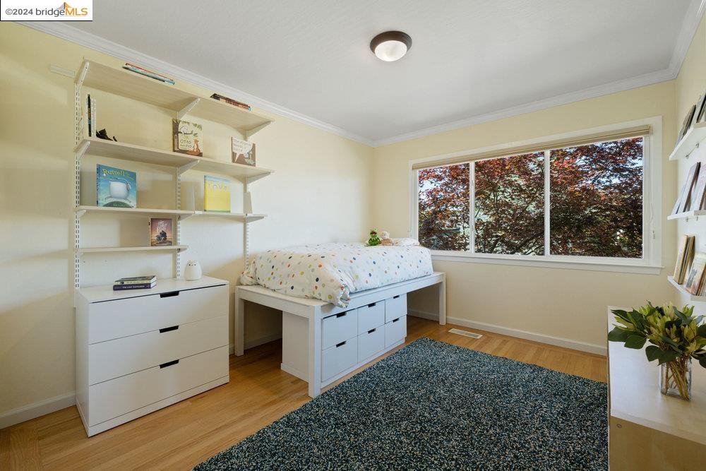 Detail Gallery Image 32 of 51 For 12901 Brookpark Rd, Oakland,  CA 94619 - 3 Beds | 2 Baths
